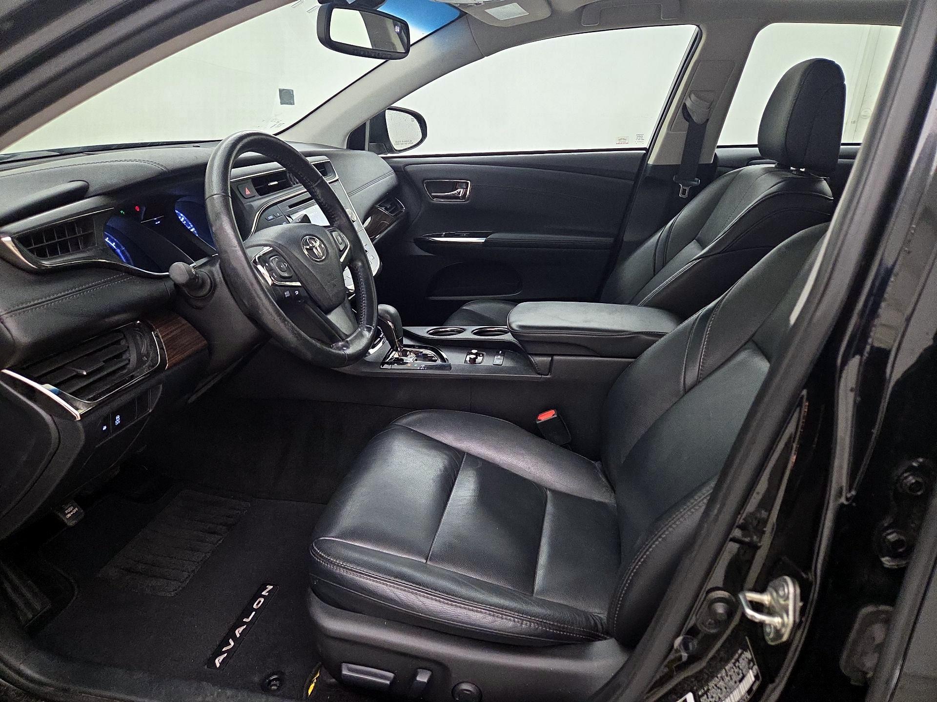 Thumbnail: 2015 Toyota Avalon - 11