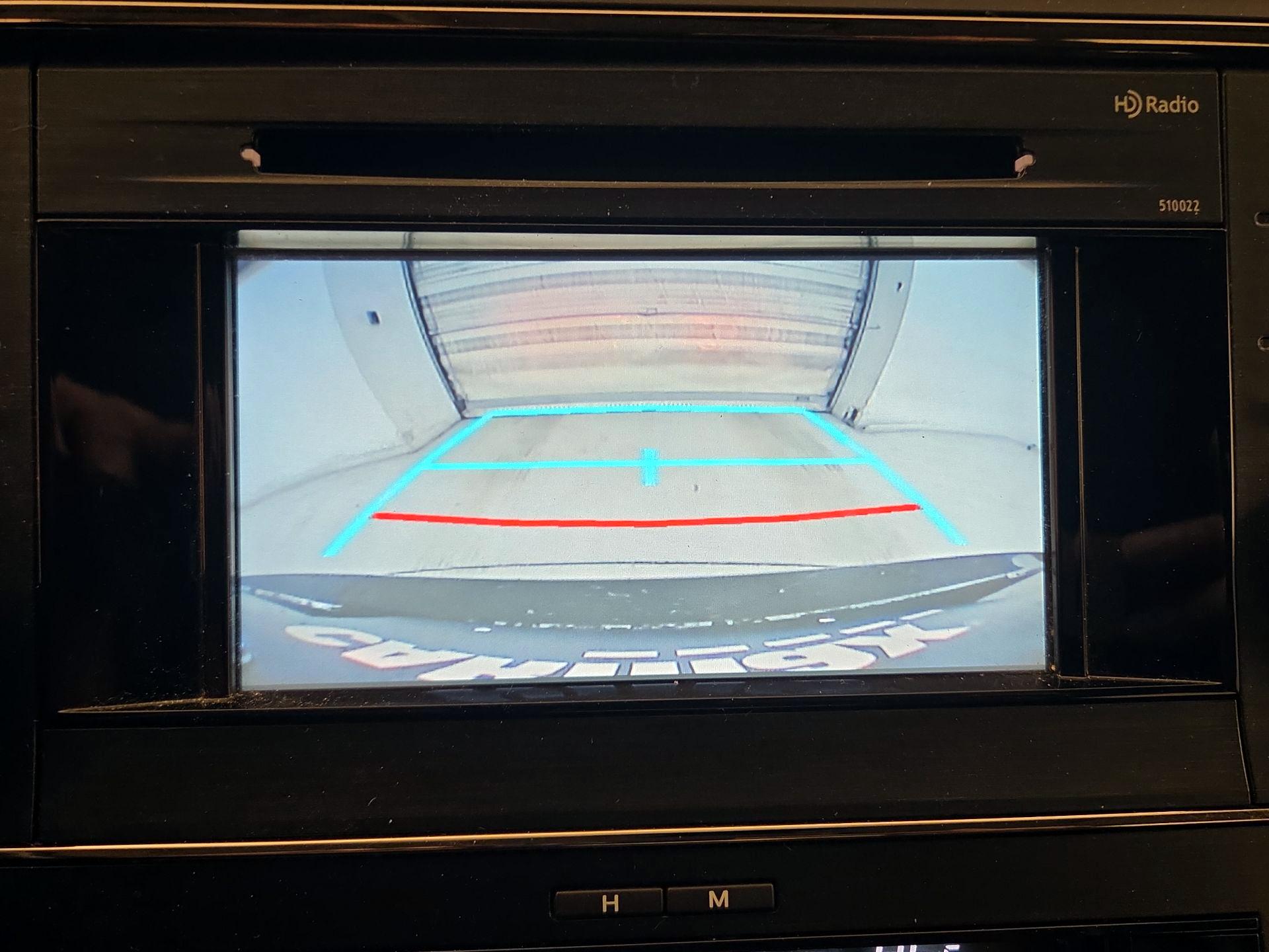 Thumbnail: 2015 Toyota Avalon - 14