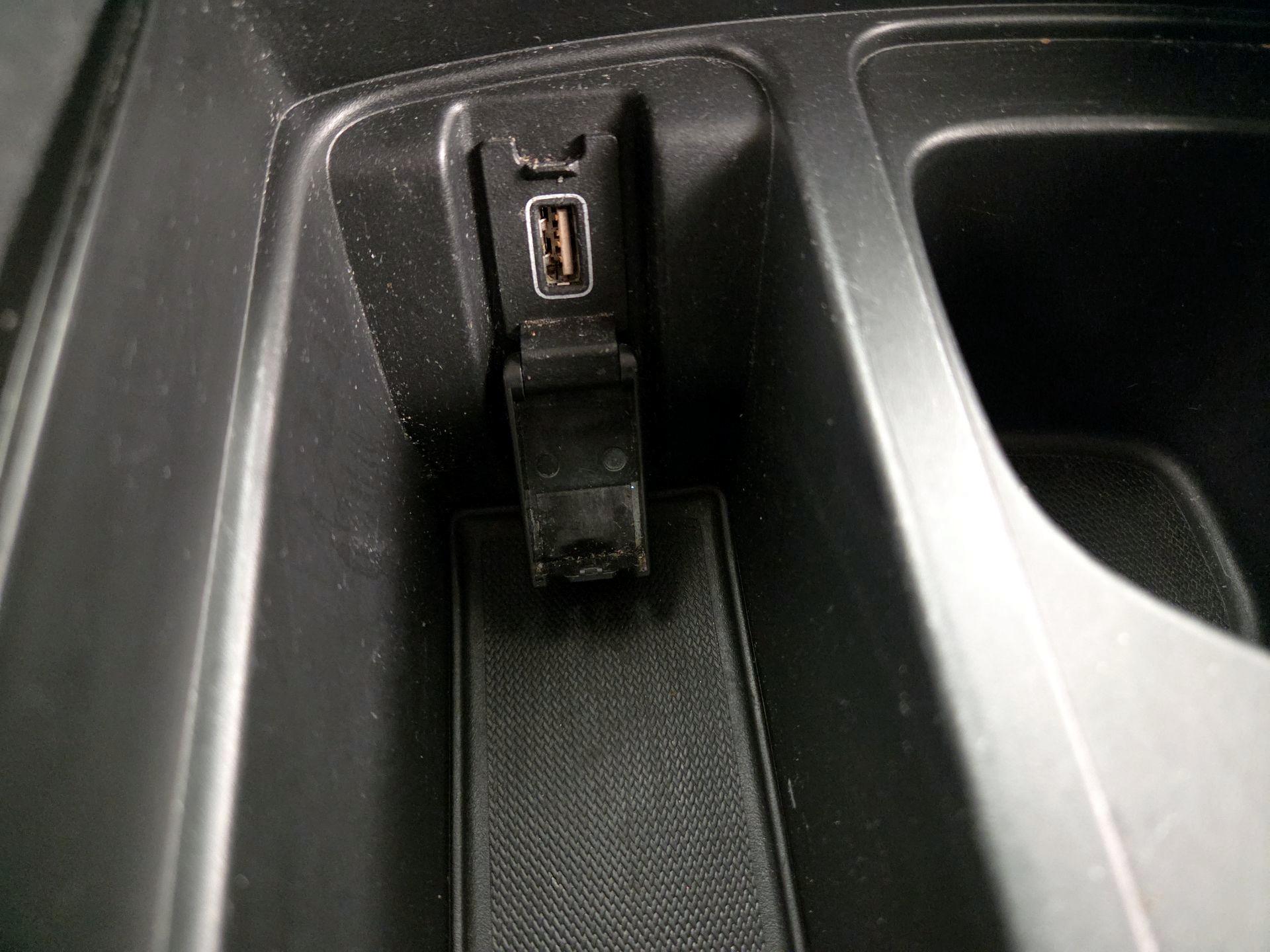 Thumbnail: 2021 Acura RDX - 18