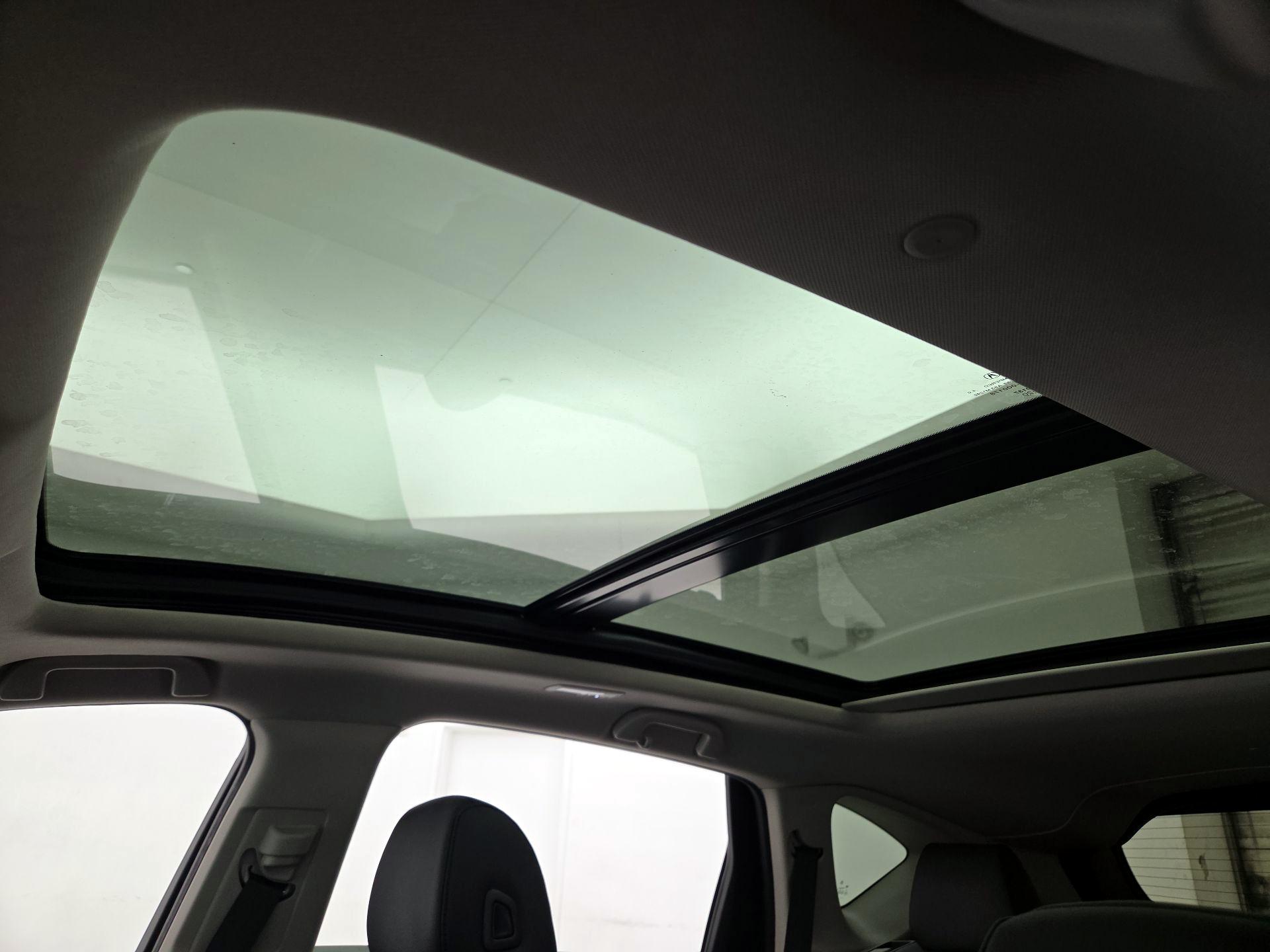 Thumbnail: 2021 Acura RDX - 19