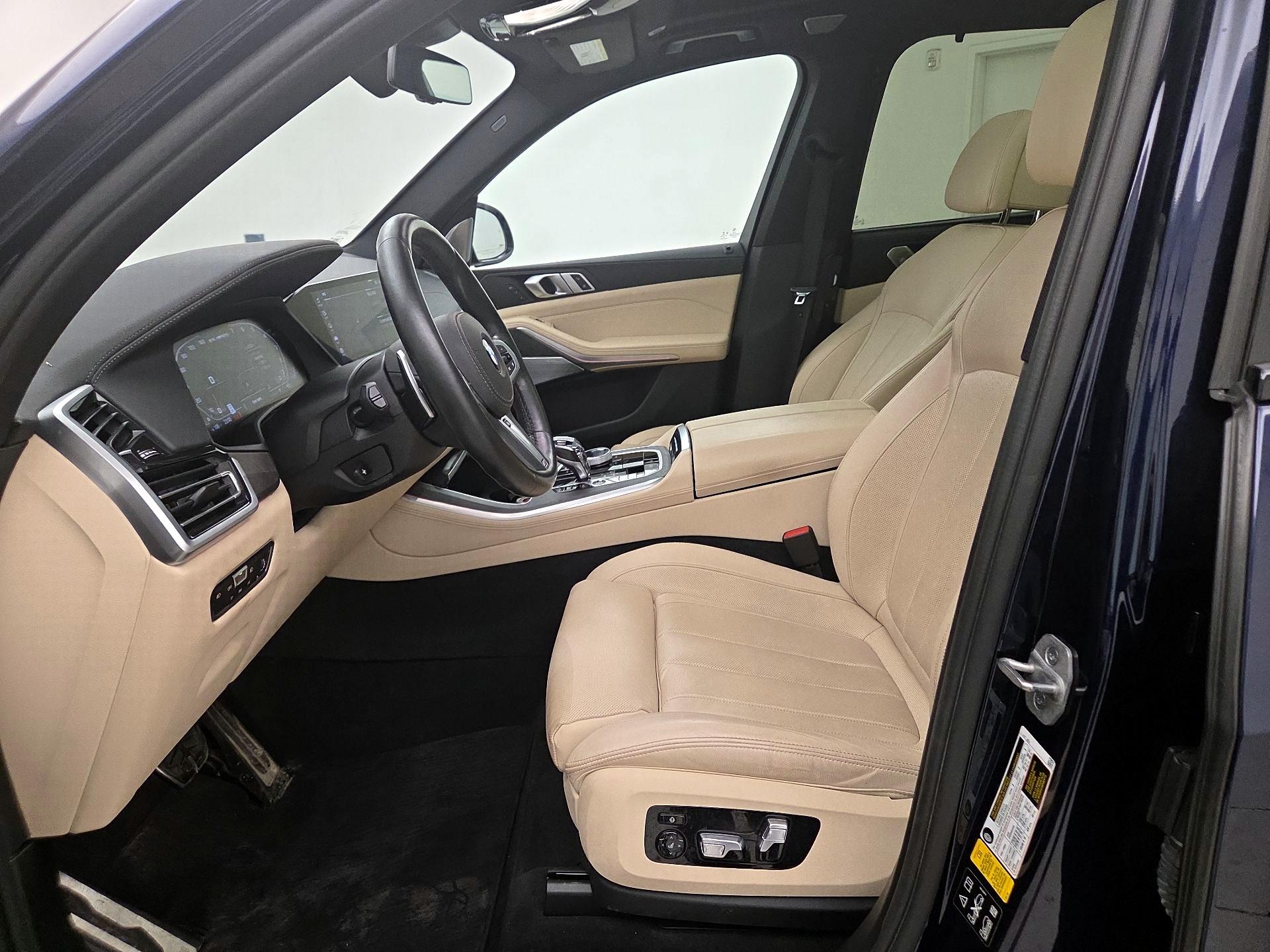 Thumbnail: 2021 BMW X5 - 11