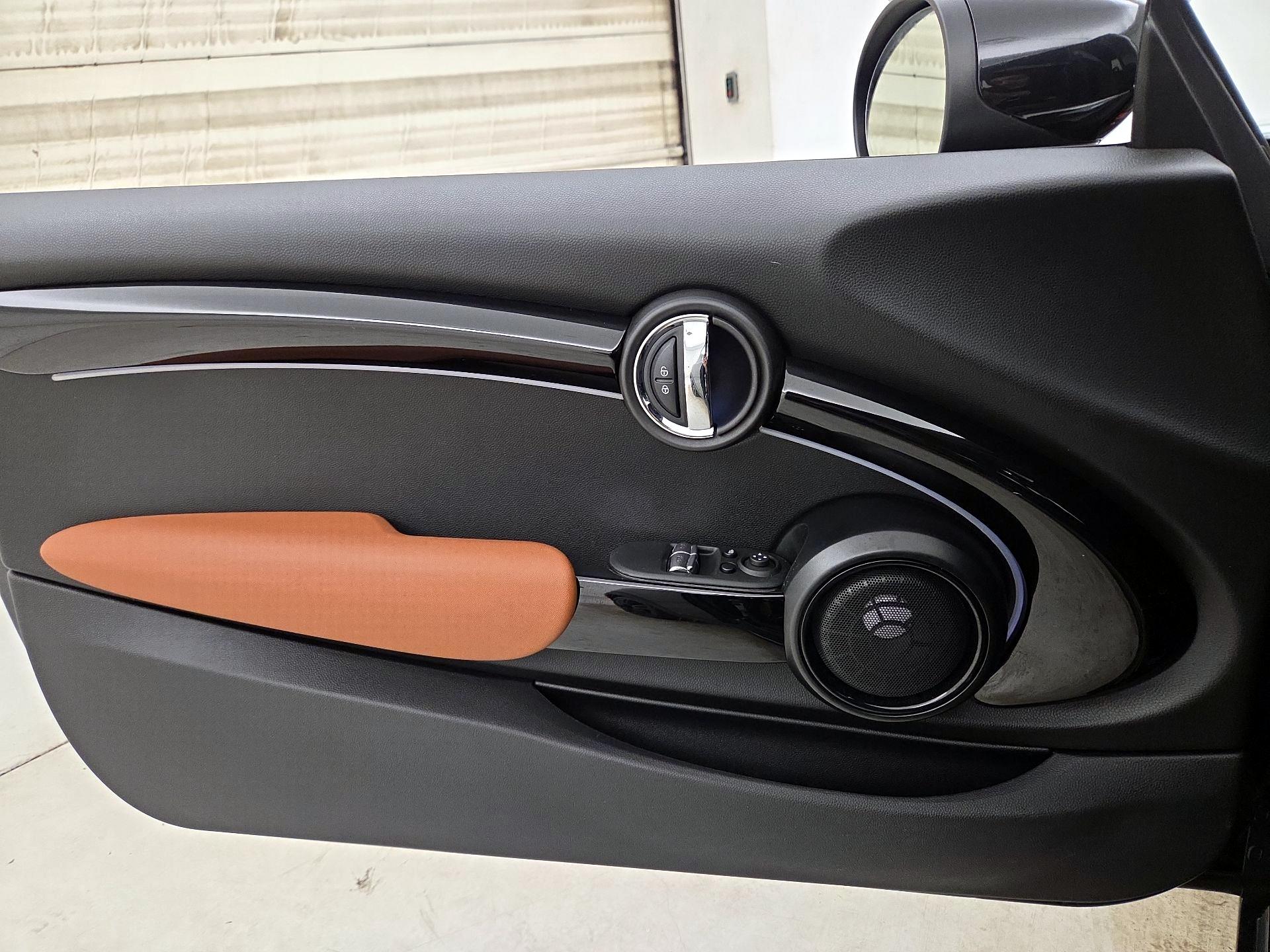 Thumbnail: 2023 MINI Cooper Hardtop - 12