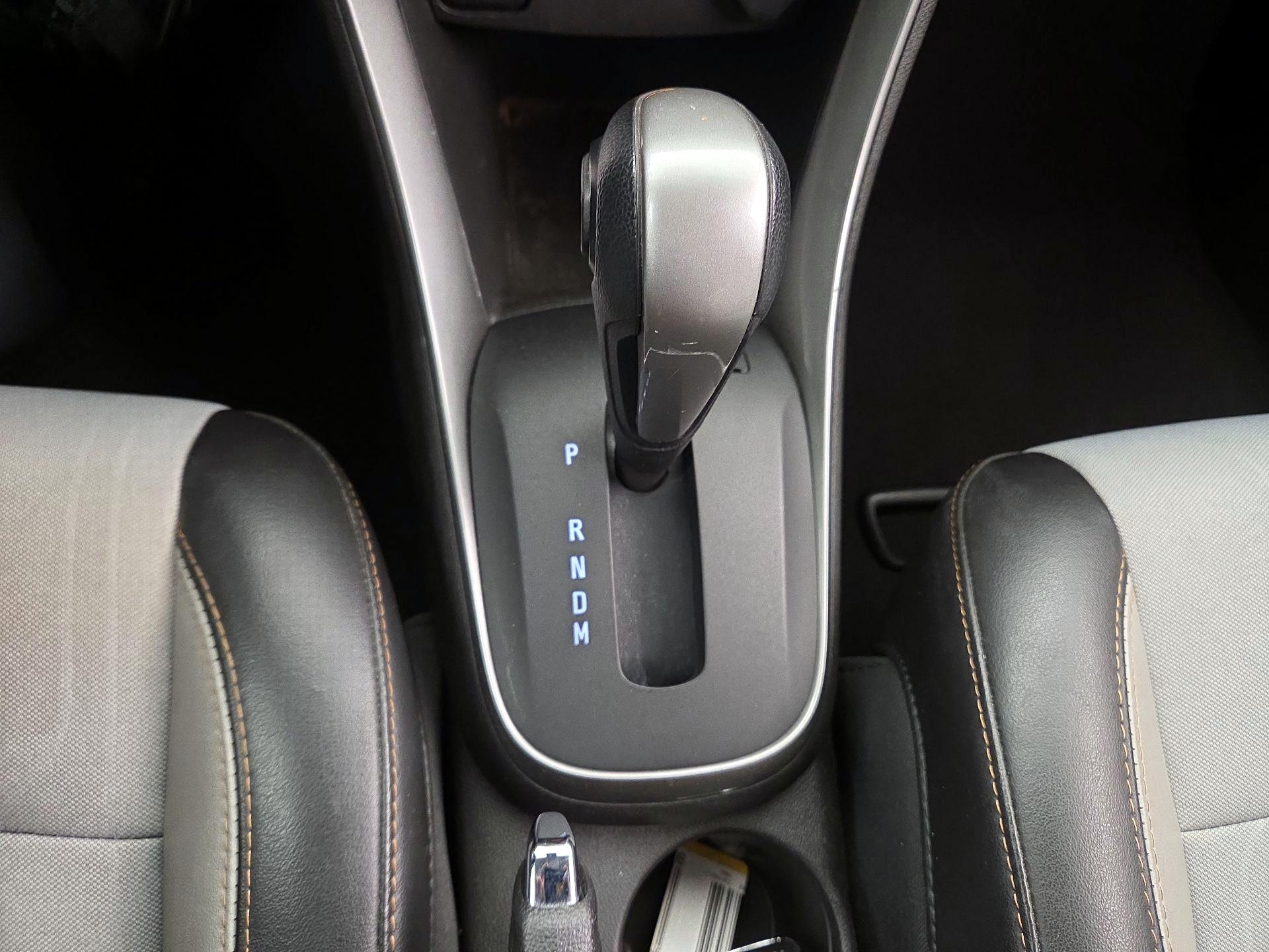 Thumbnail: 2018 Chevrolet Trax - 17