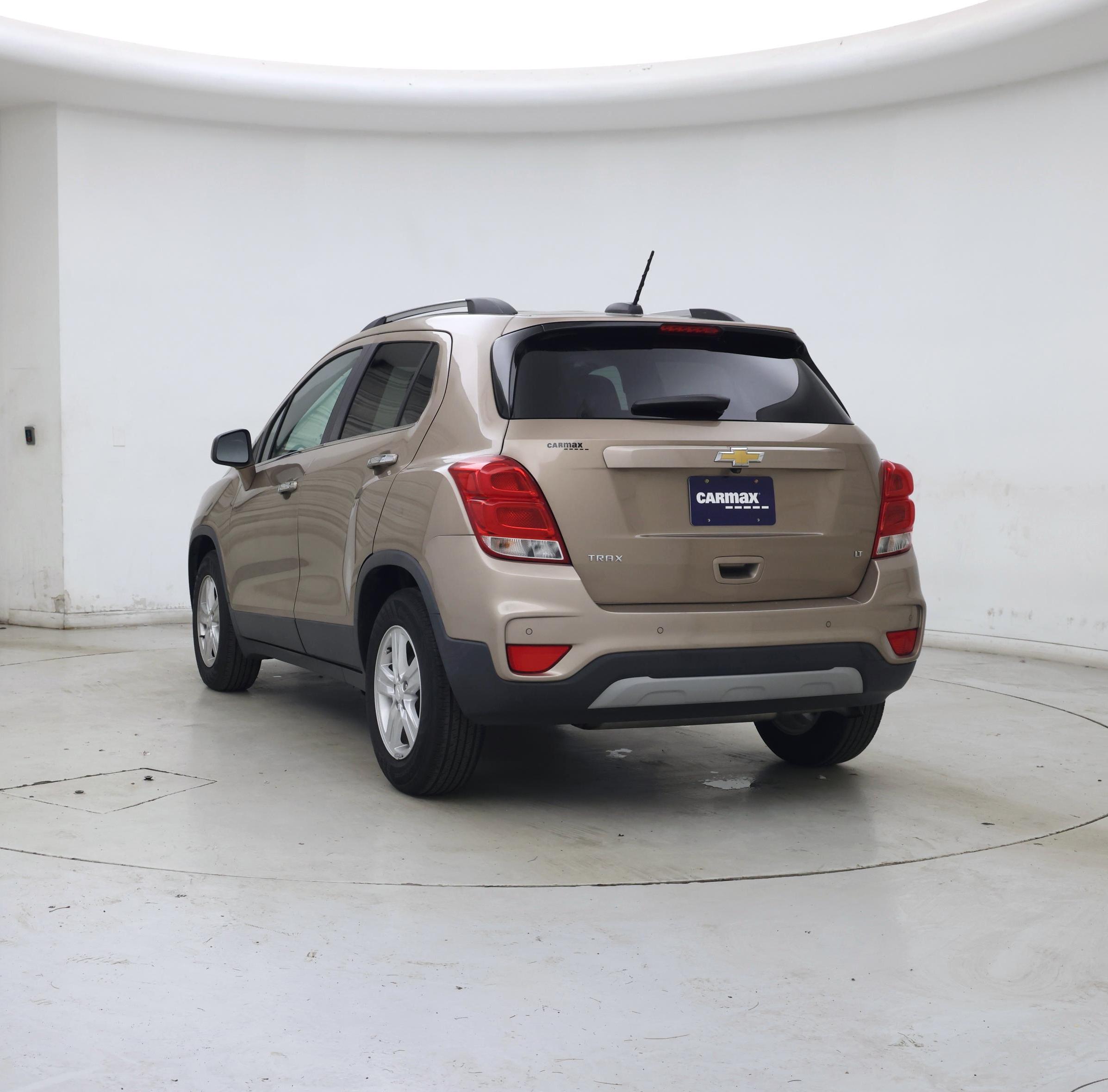 Thumbnail: 2018 Chevrolet Trax - 2