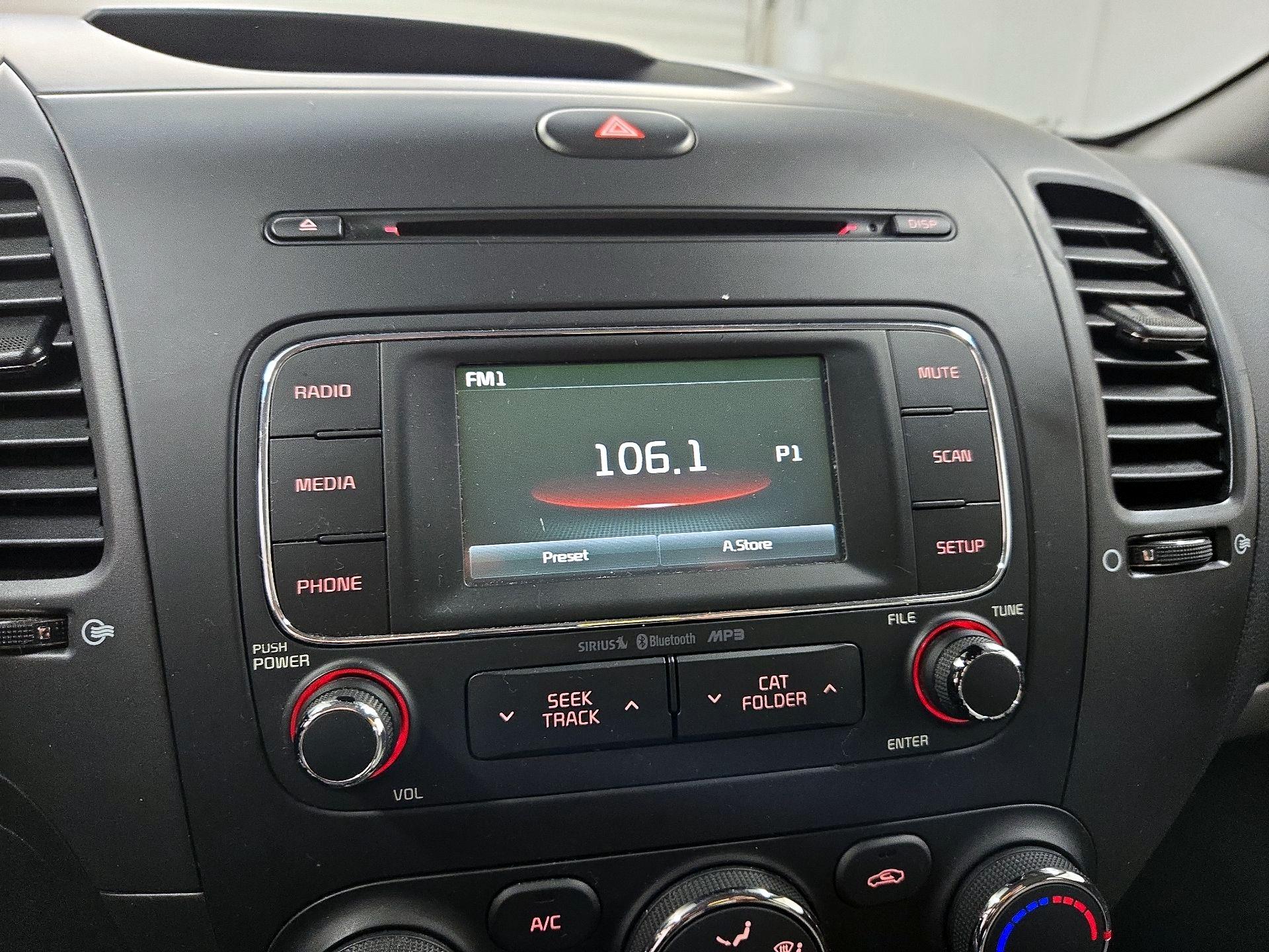 Thumbnail: 2016 Kia Forte - 15