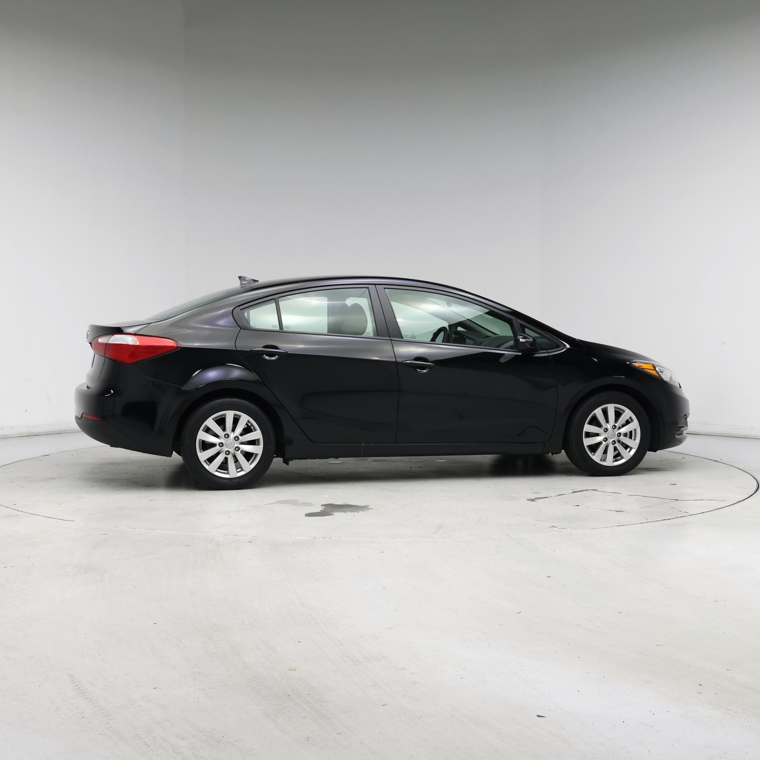 Thumbnail: 2016 Kia Forte - 7