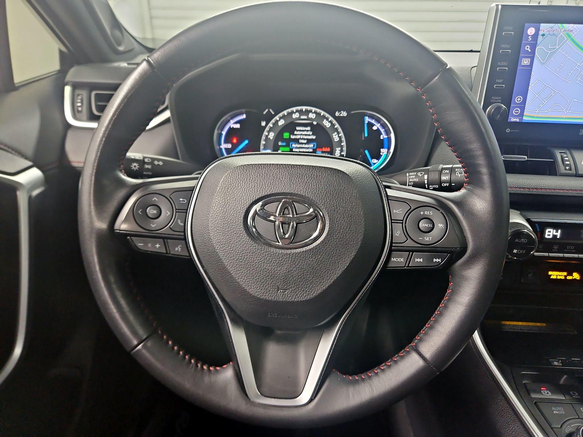 Thumbnail: 2021 Toyota RAV4 - 10