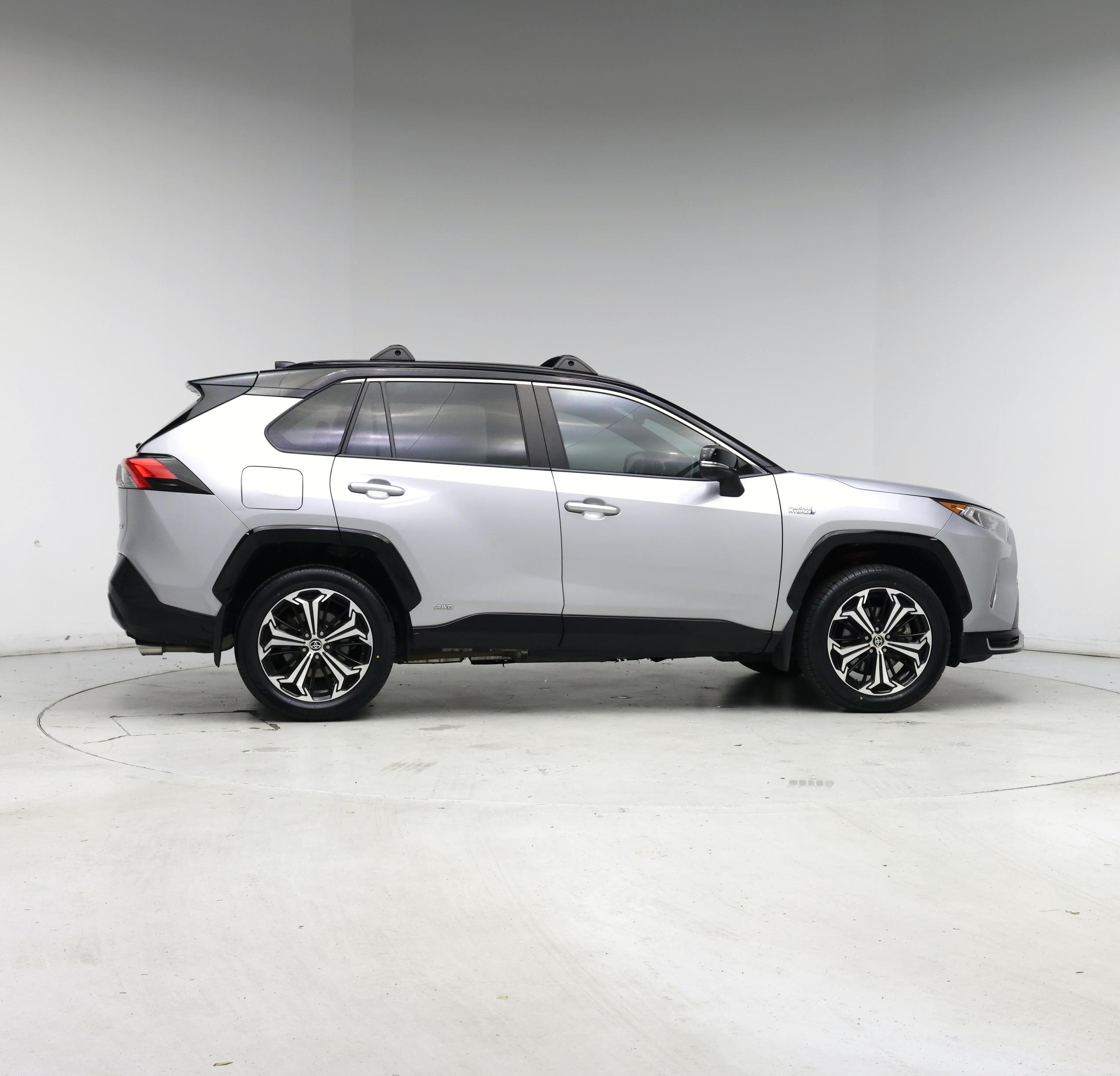 Thumbnail: 2021 Toyota RAV4 - 7
