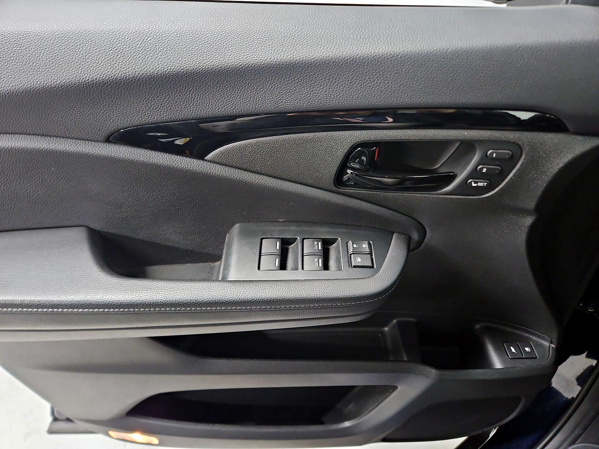 Thumbnail: 2023 Honda Passport - 12