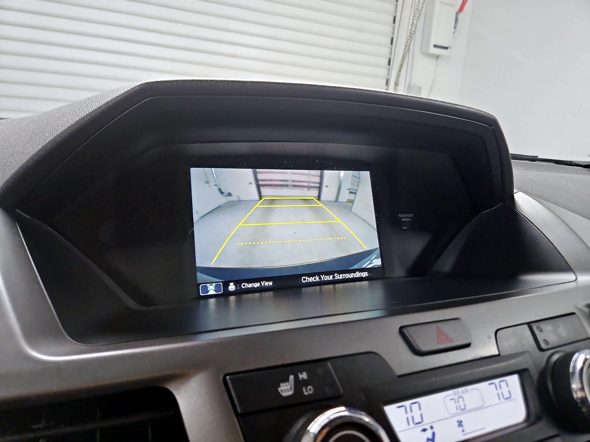 Thumbnail: 2016 Honda Odyssey - 14