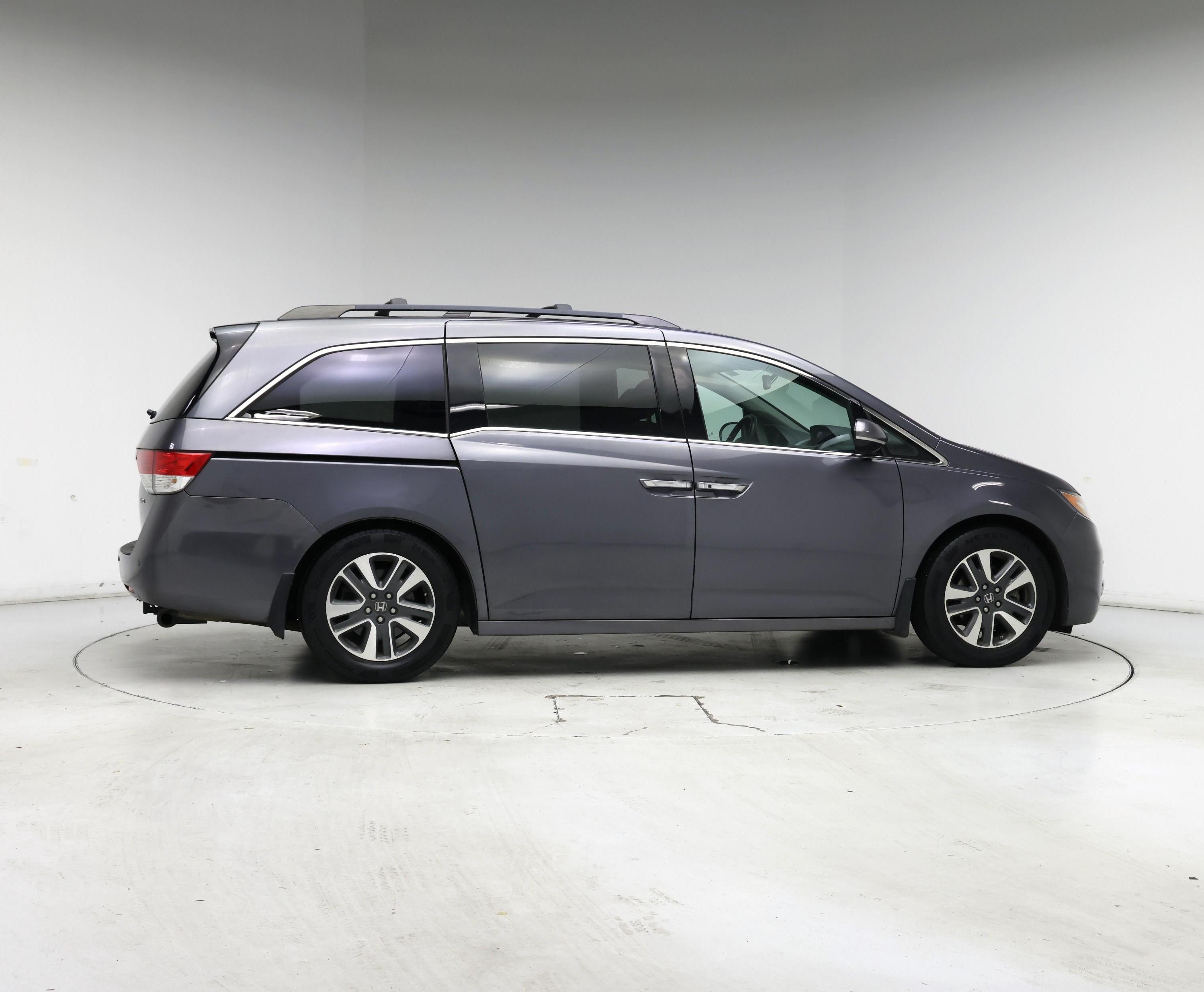 Thumbnail: 2016 Honda Odyssey - 7