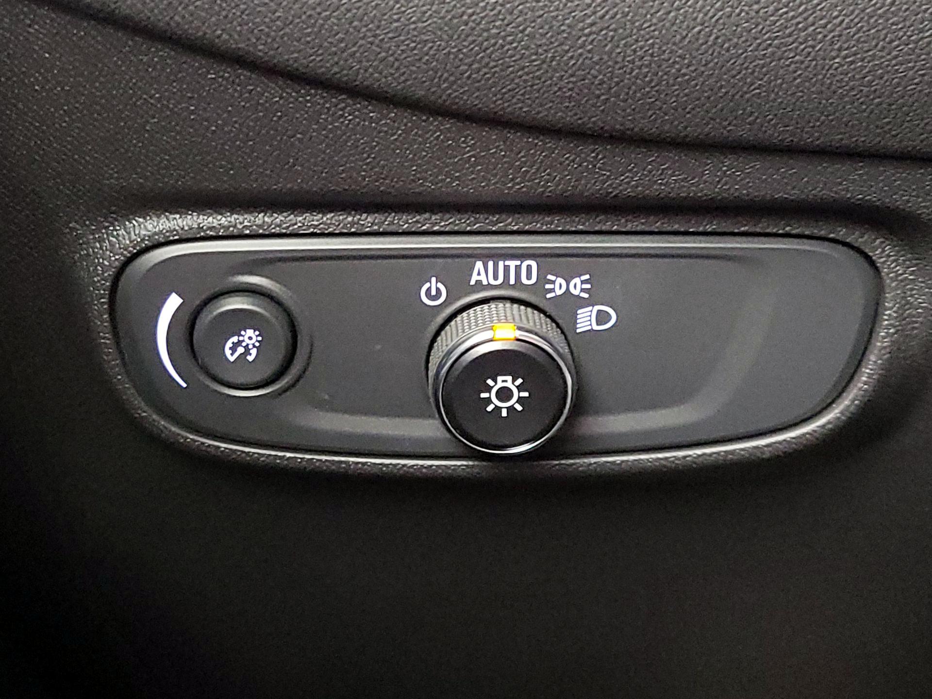 Thumbnail: 2023 Chevrolet Equinox - 13