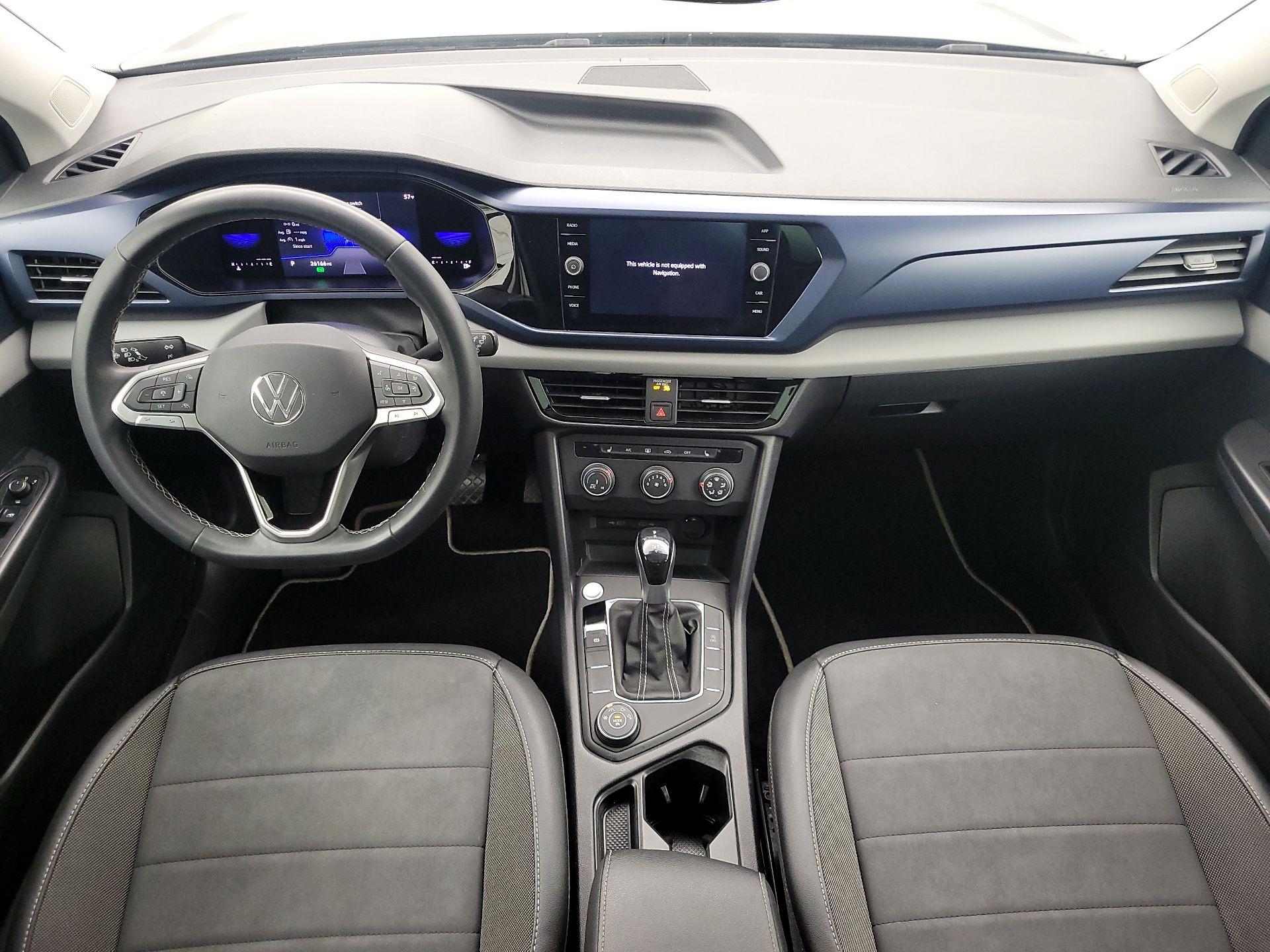 Thumbnail: 2022 Volkswagen Taos - 9