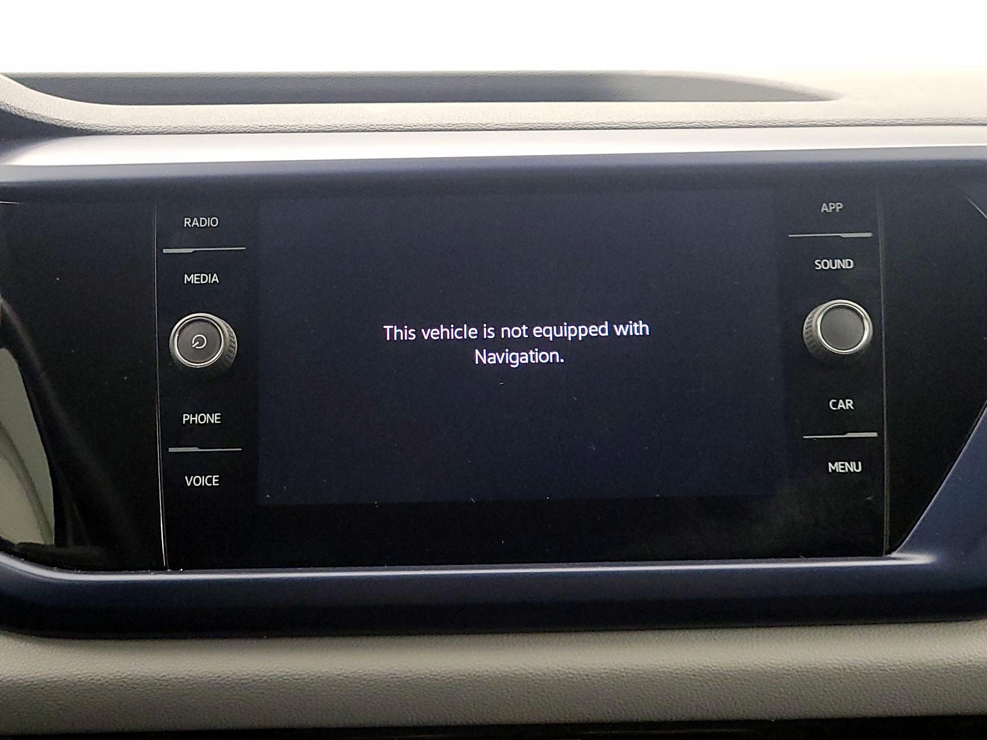 Thumbnail: 2022 Volkswagen Taos - 14