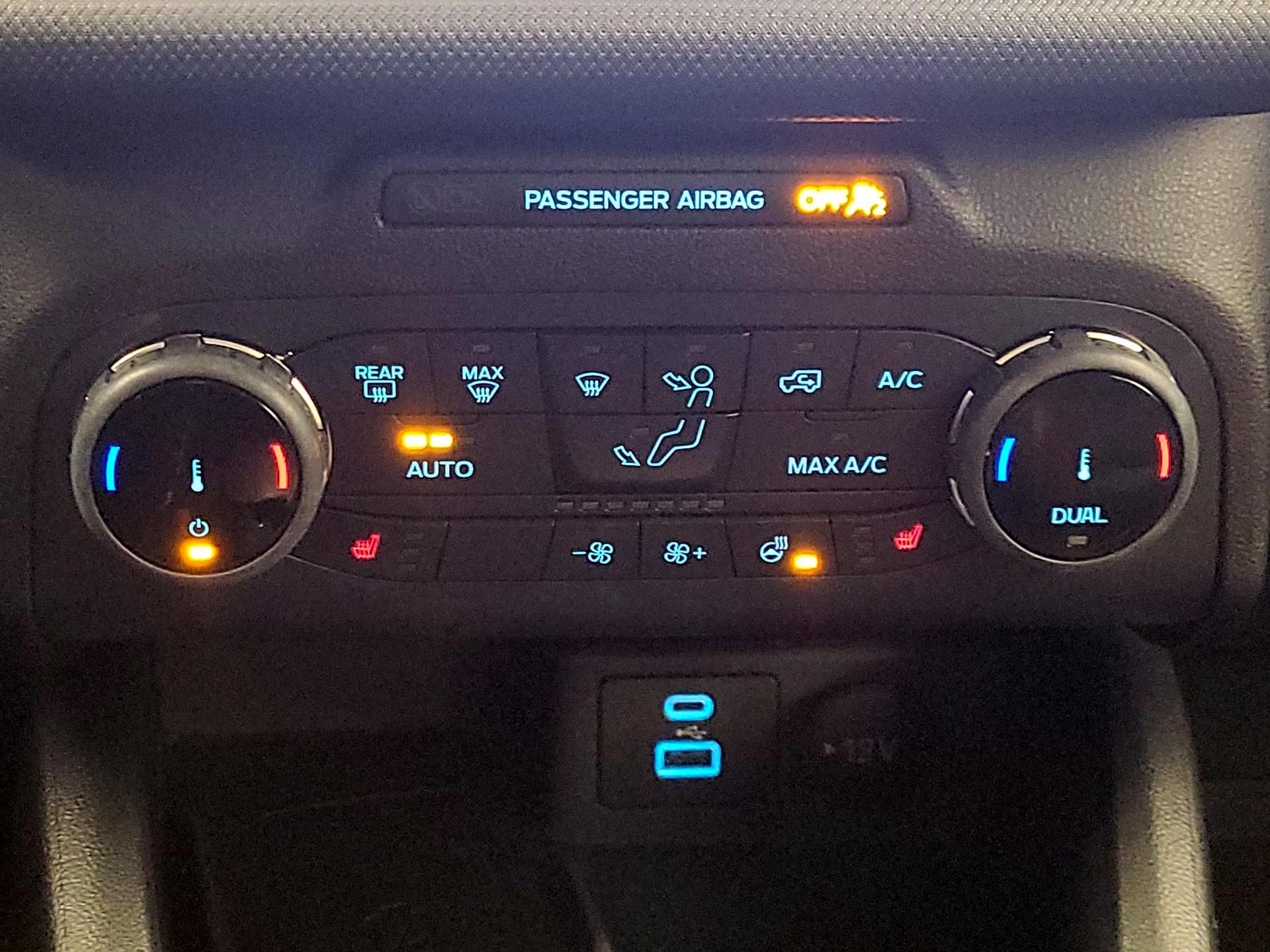 Thumbnail: 2022 Ford Bronco Sport - 16