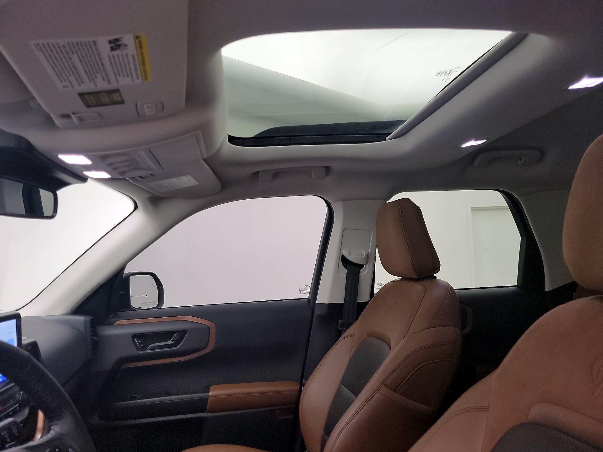 Thumbnail: 2022 Ford Bronco Sport - 19