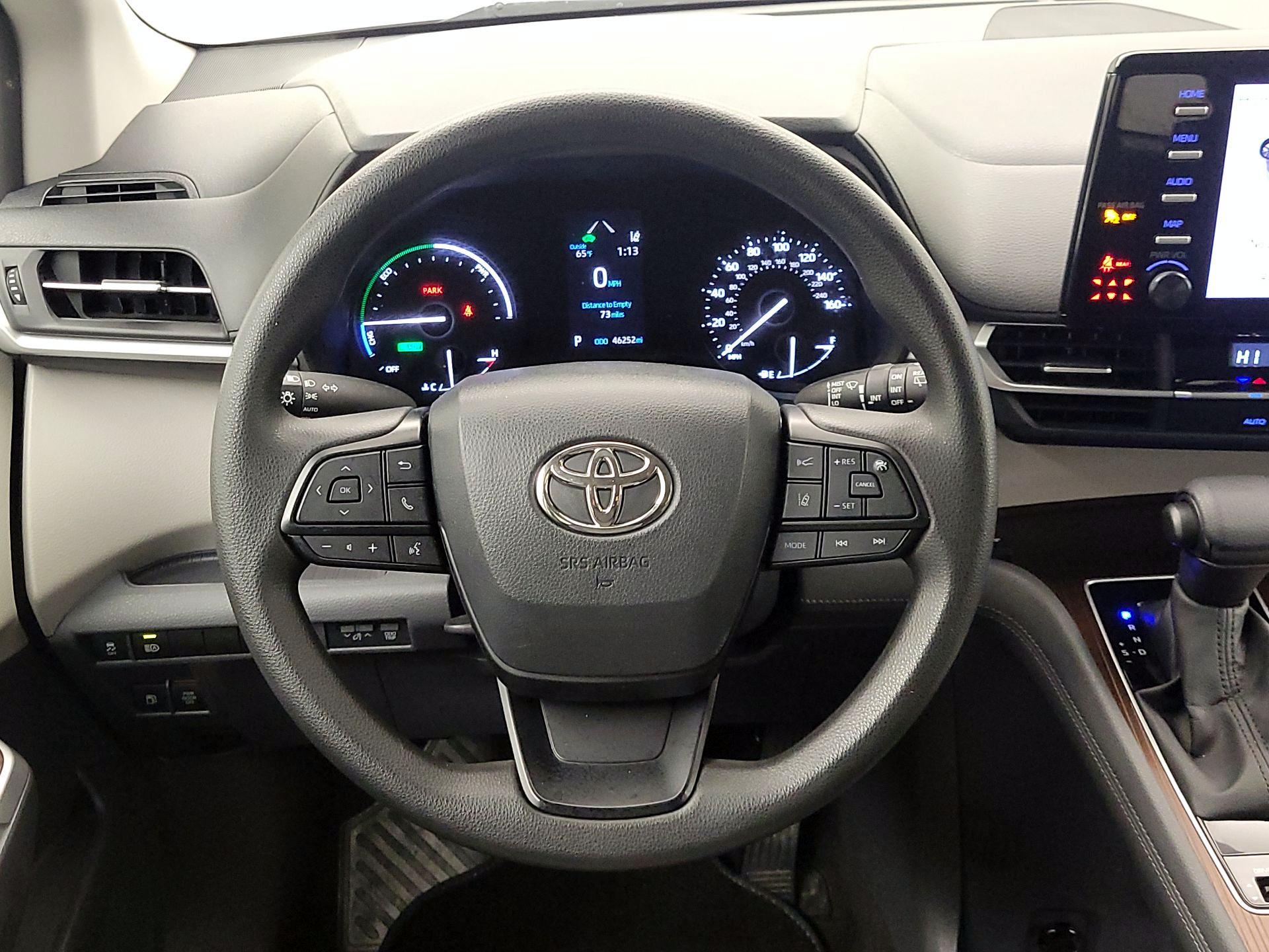 Thumbnail: 2023 Toyota Sienna - 10