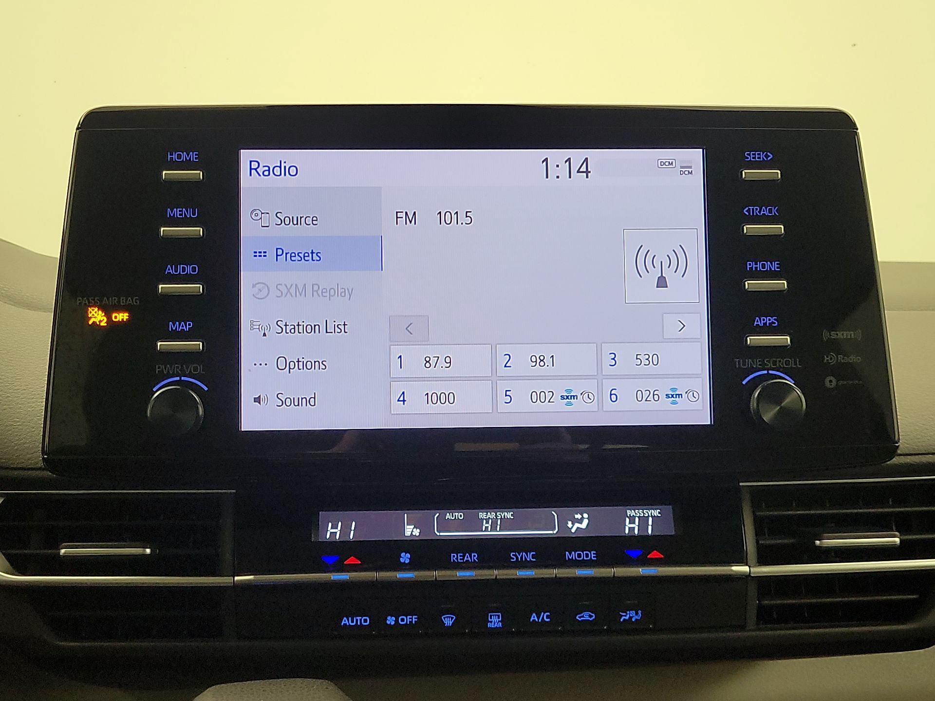 Thumbnail: 2023 Toyota Sienna - 15