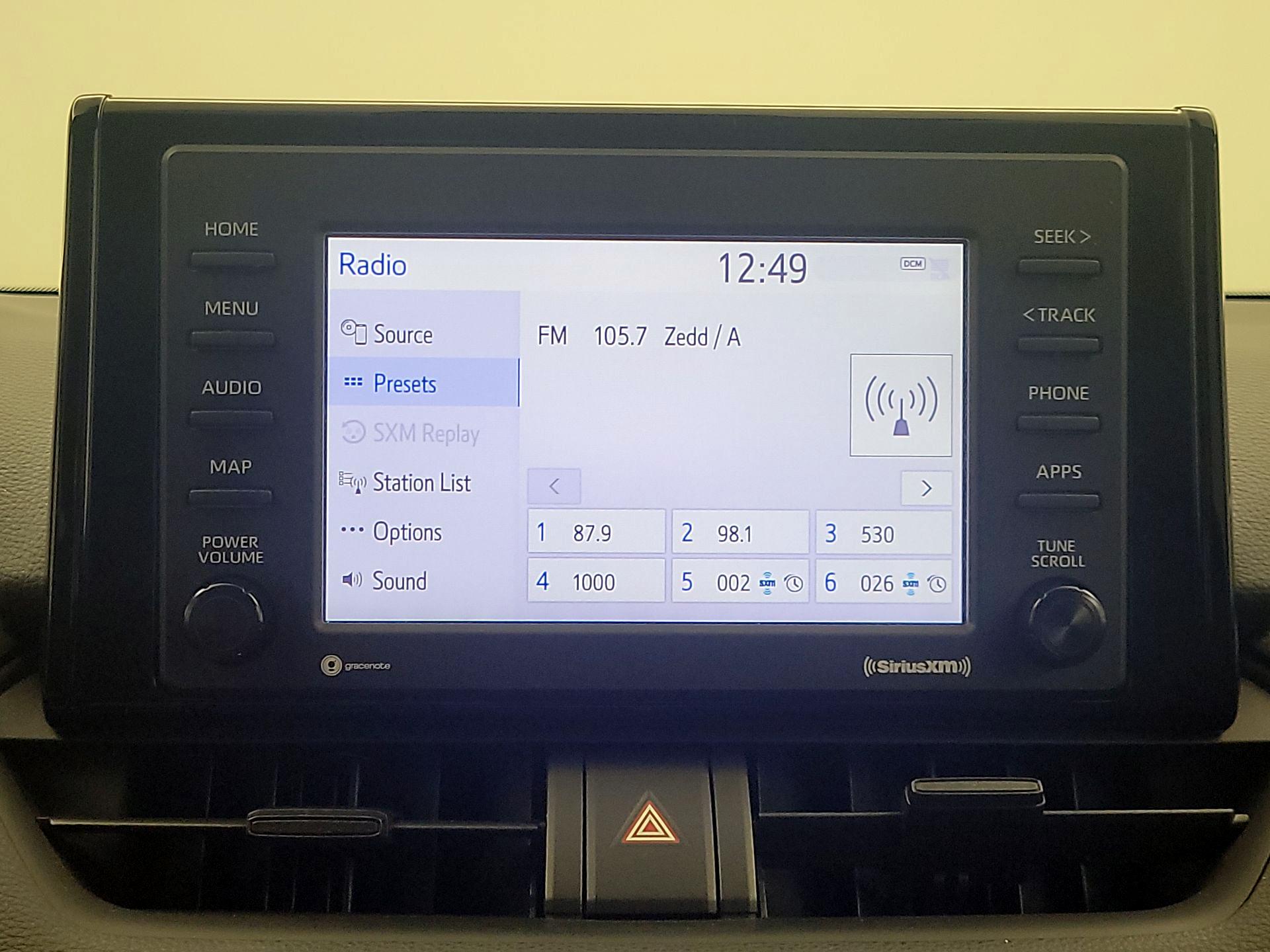 Thumbnail: 2020 Toyota RAV4 - 16