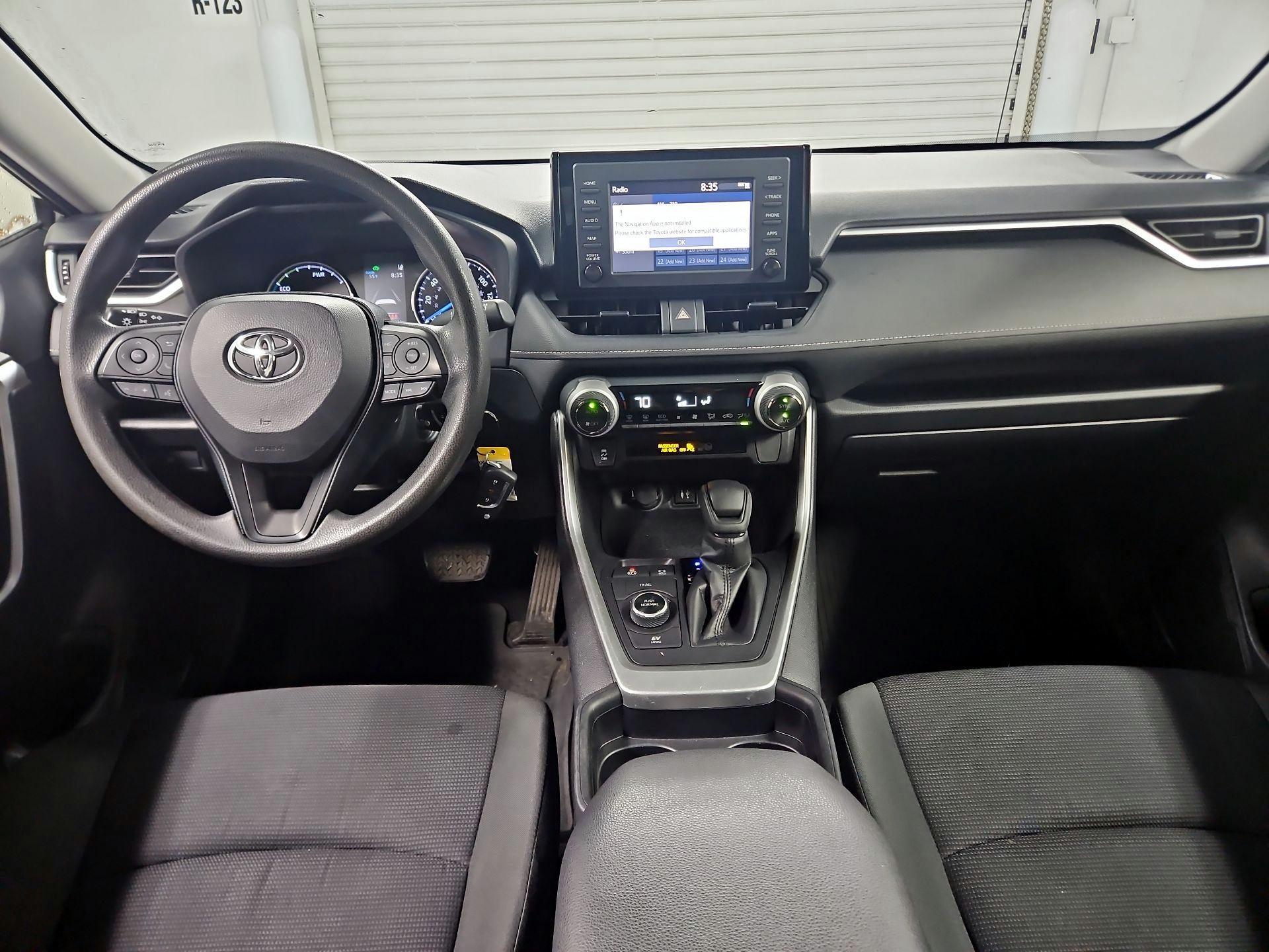 Thumbnail: 2019 Toyota RAV4 - 9