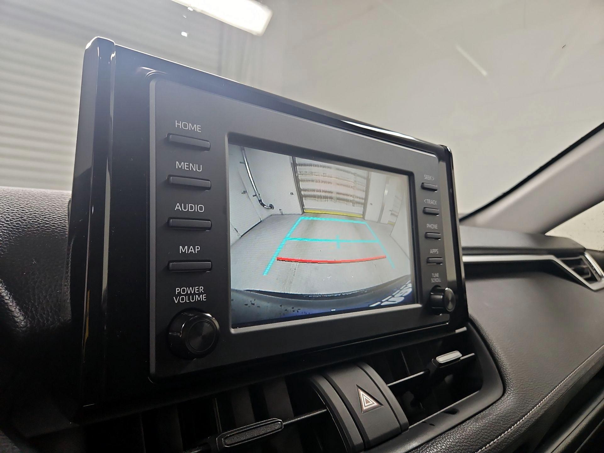 Thumbnail: 2019 Toyota RAV4 - 14