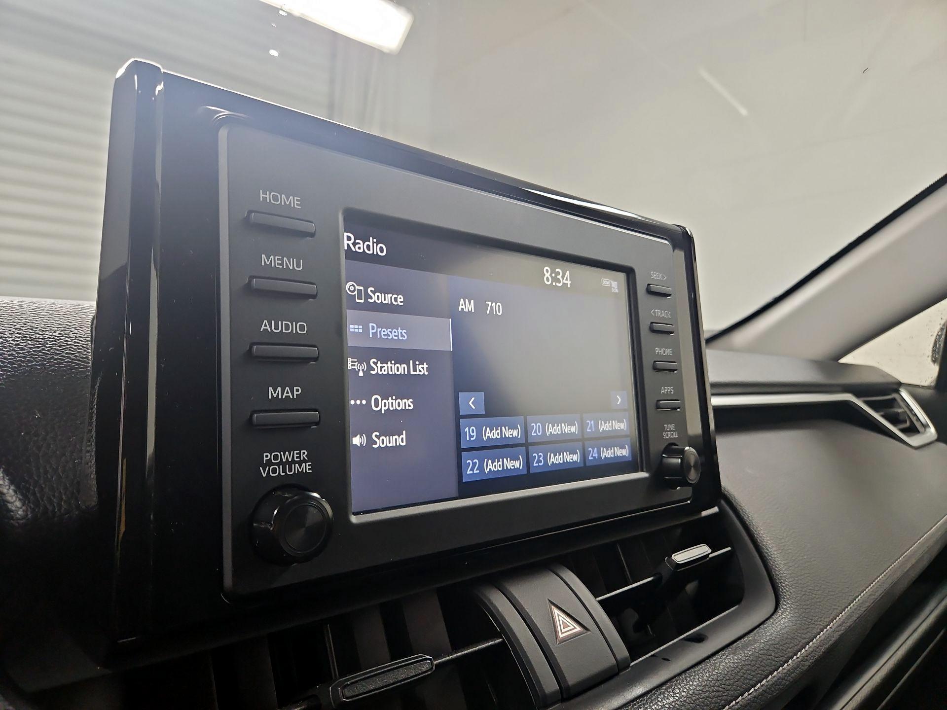 Thumbnail: 2019 Toyota RAV4 - 15