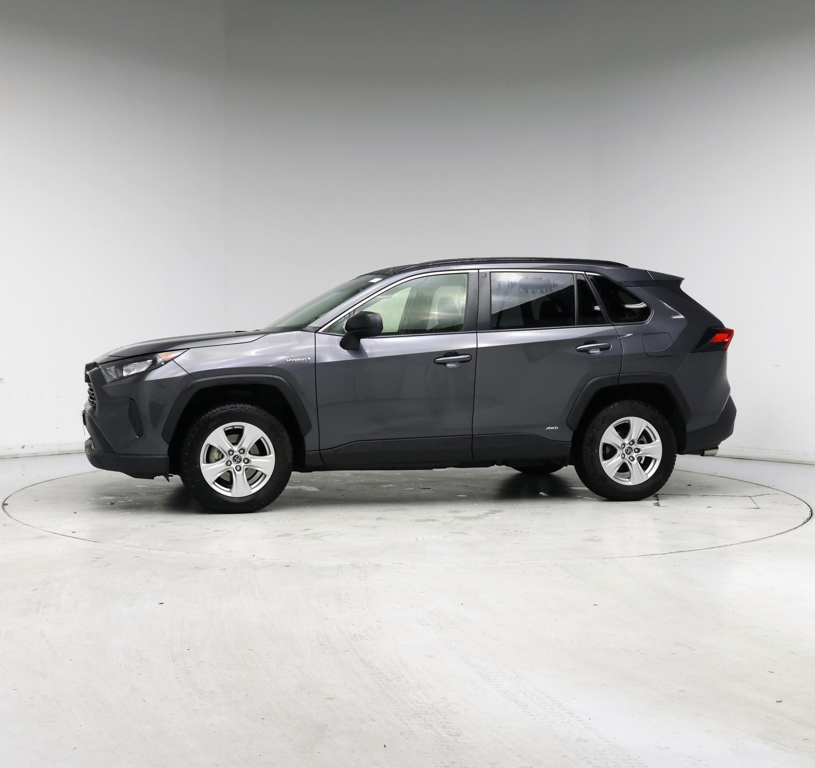 Thumbnail: 2019 Toyota RAV4 - 3