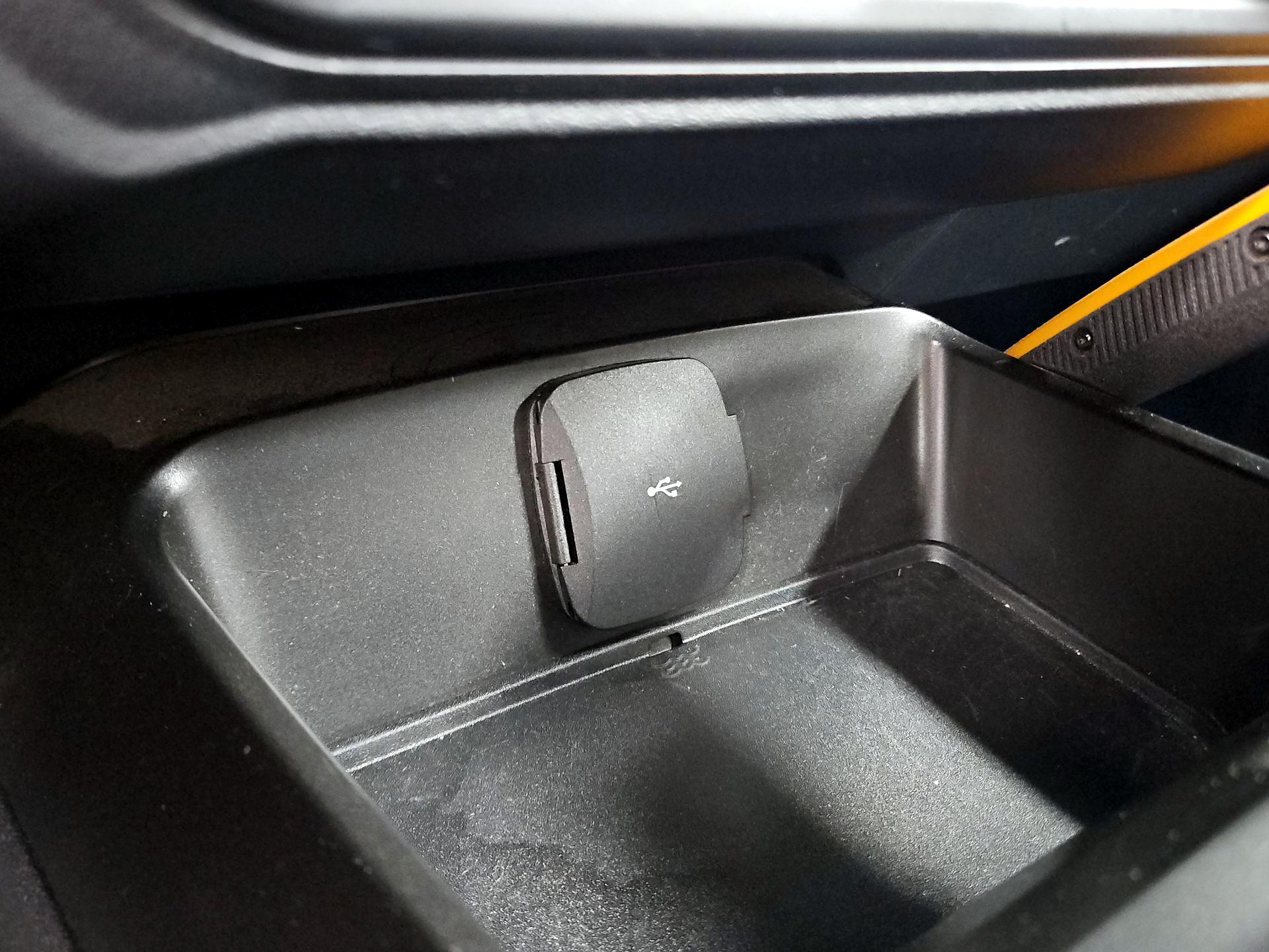 Thumbnail: 2022 Ford Bronco - 19