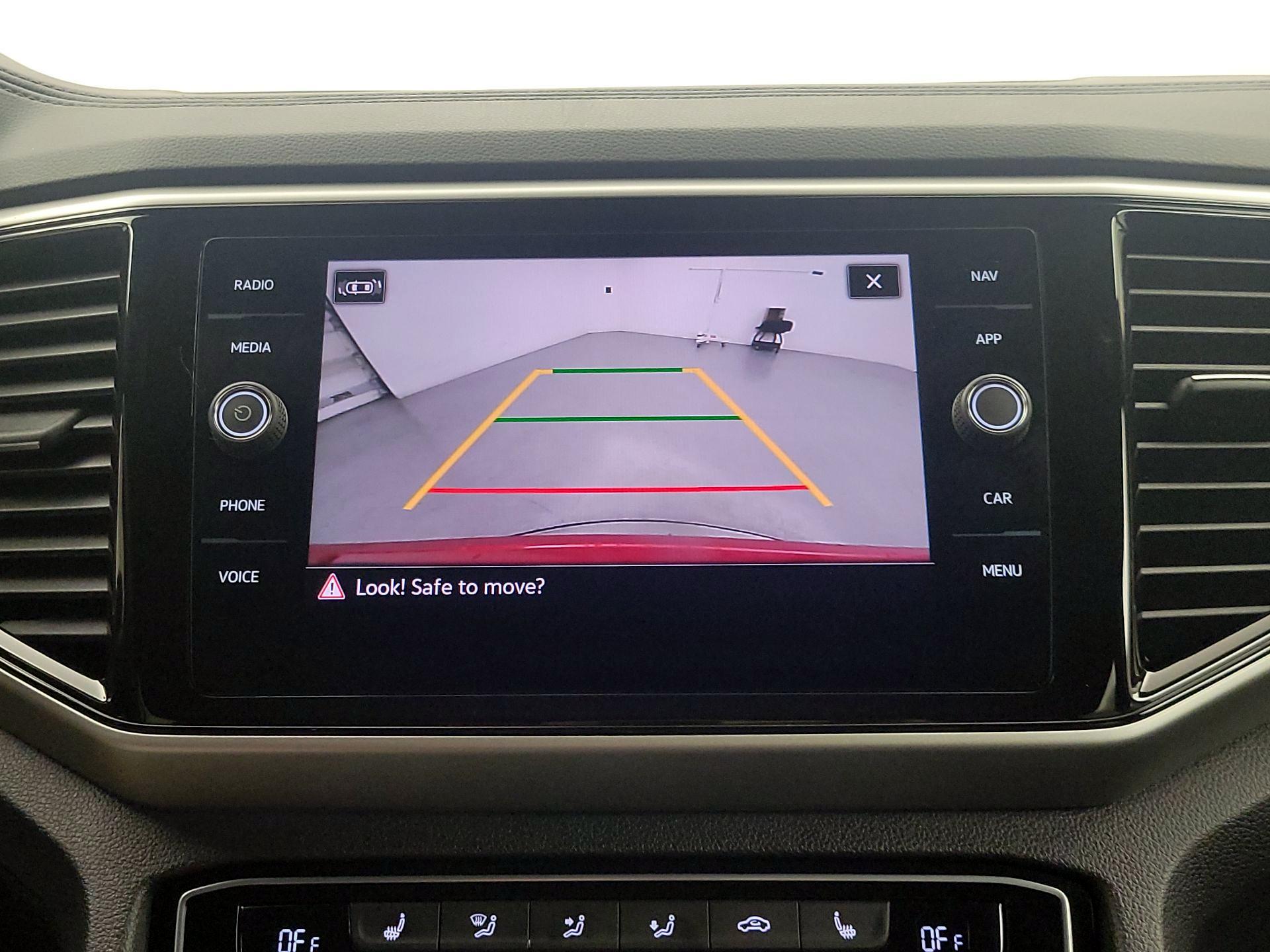 Thumbnail: 2023 Volkswagen Atlas - 15