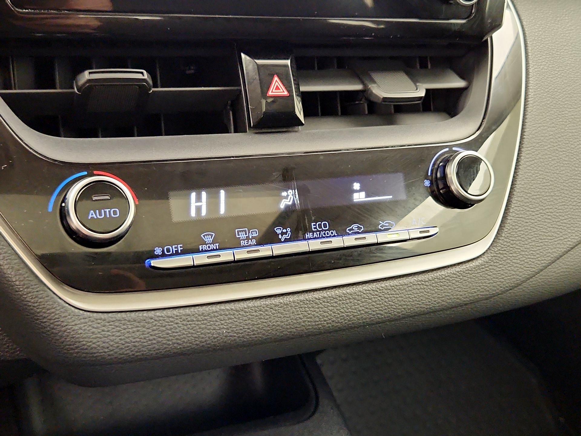 Thumbnail: 2020 Toyota Corolla - 16