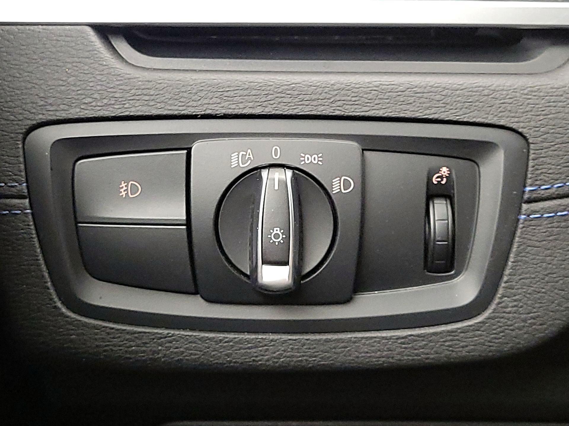 Thumbnail: 2021 BMW X1 - 13