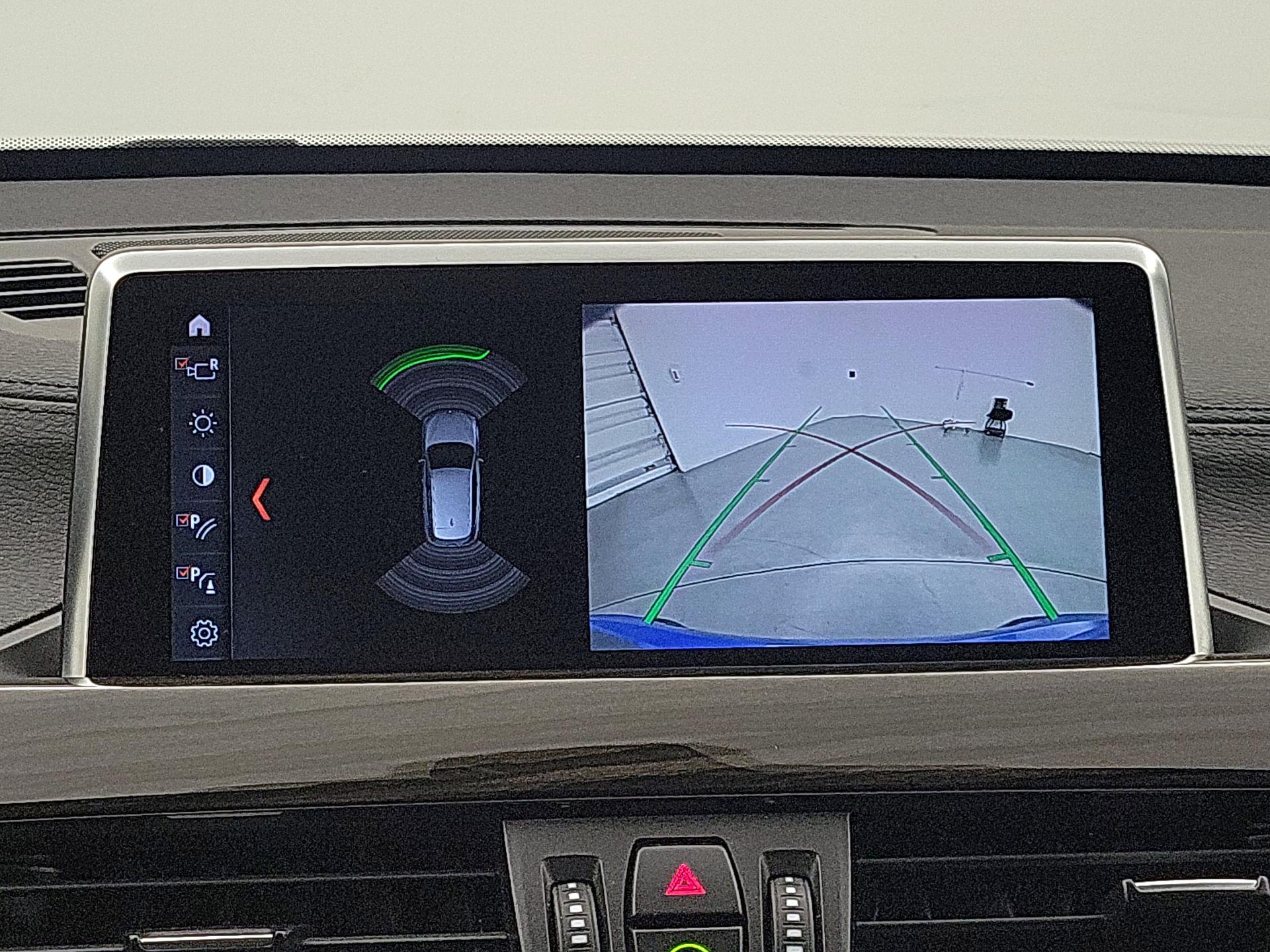 Thumbnail: 2021 BMW X1 - 15