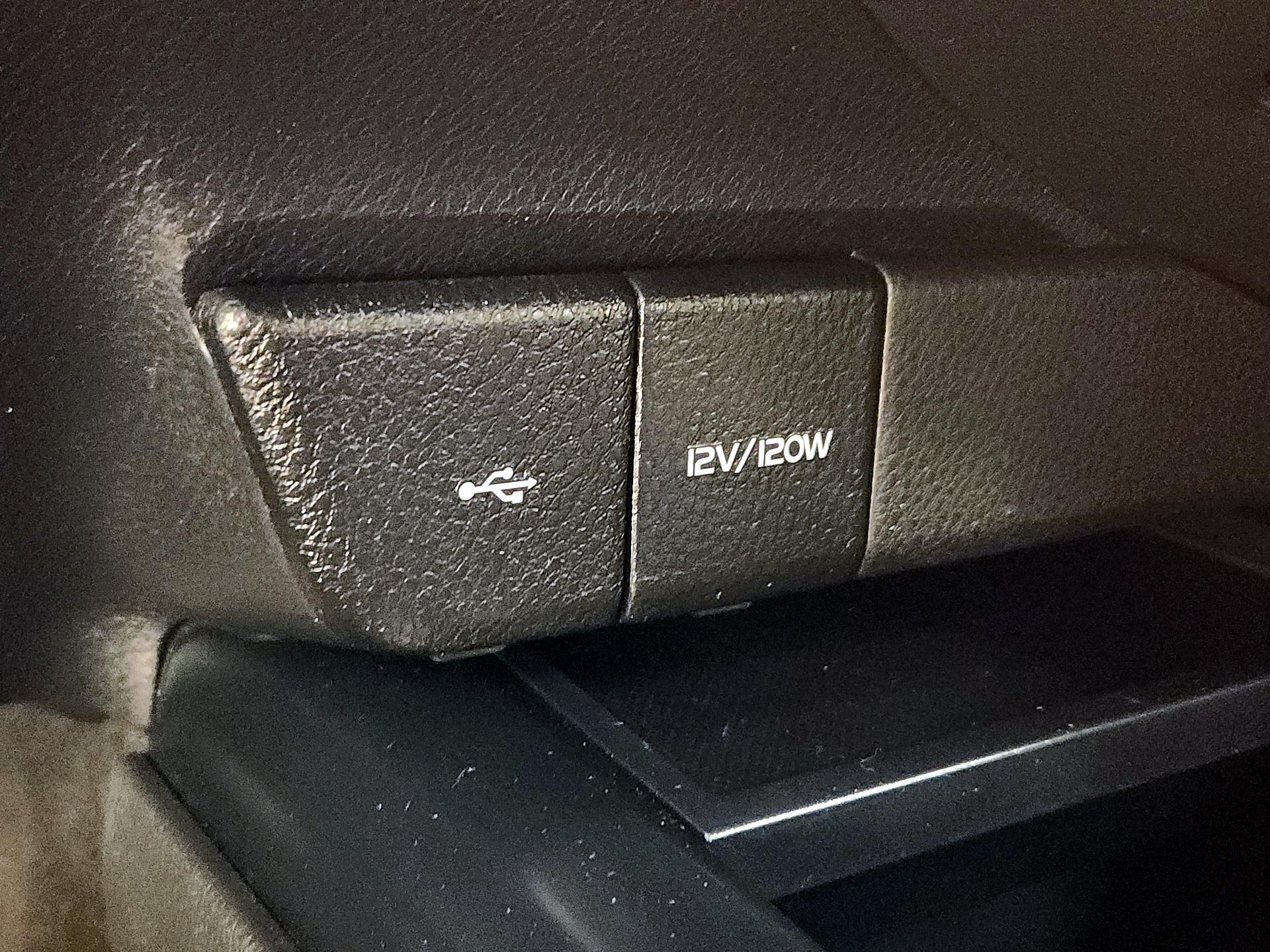 Thumbnail: 2020 Toyota Camry - 18