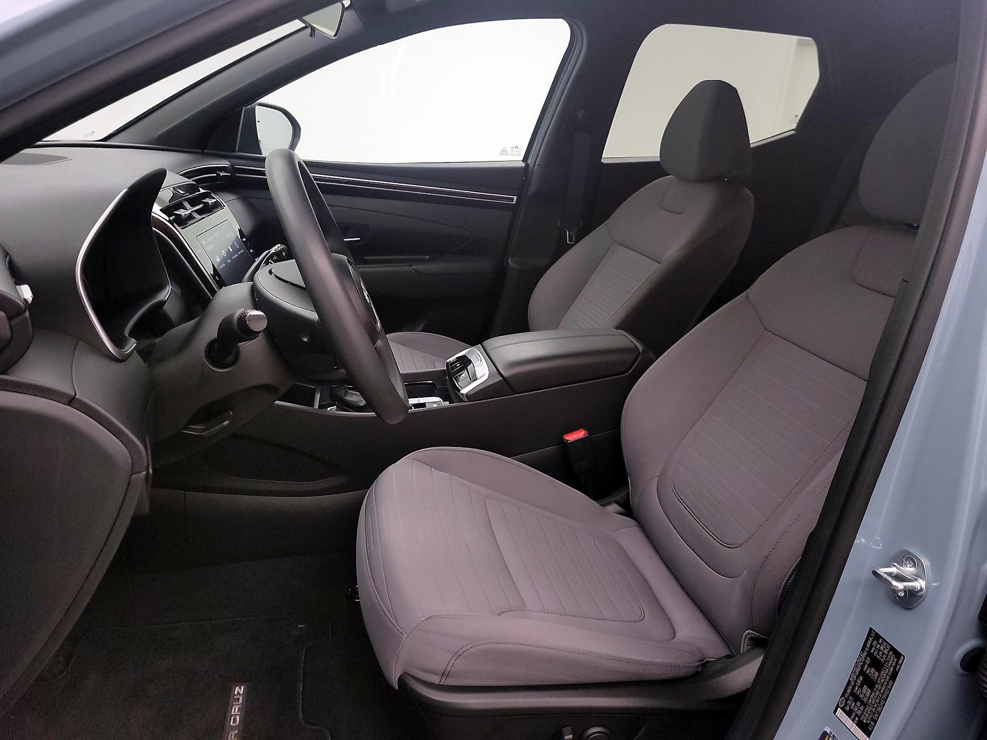 Thumbnail: 2023 Hyundai Santa Cruz - 11