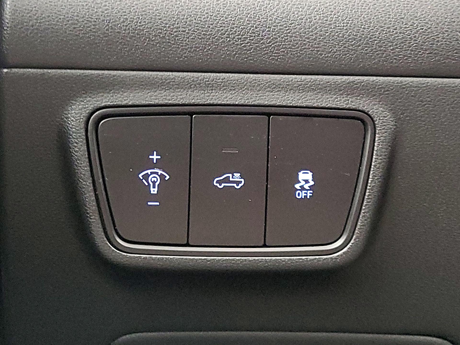 Thumbnail: 2023 Hyundai Santa Cruz - 13