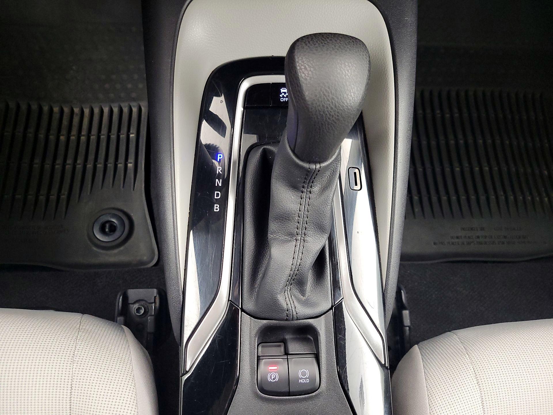 Thumbnail: 2022 Toyota Corolla - 18