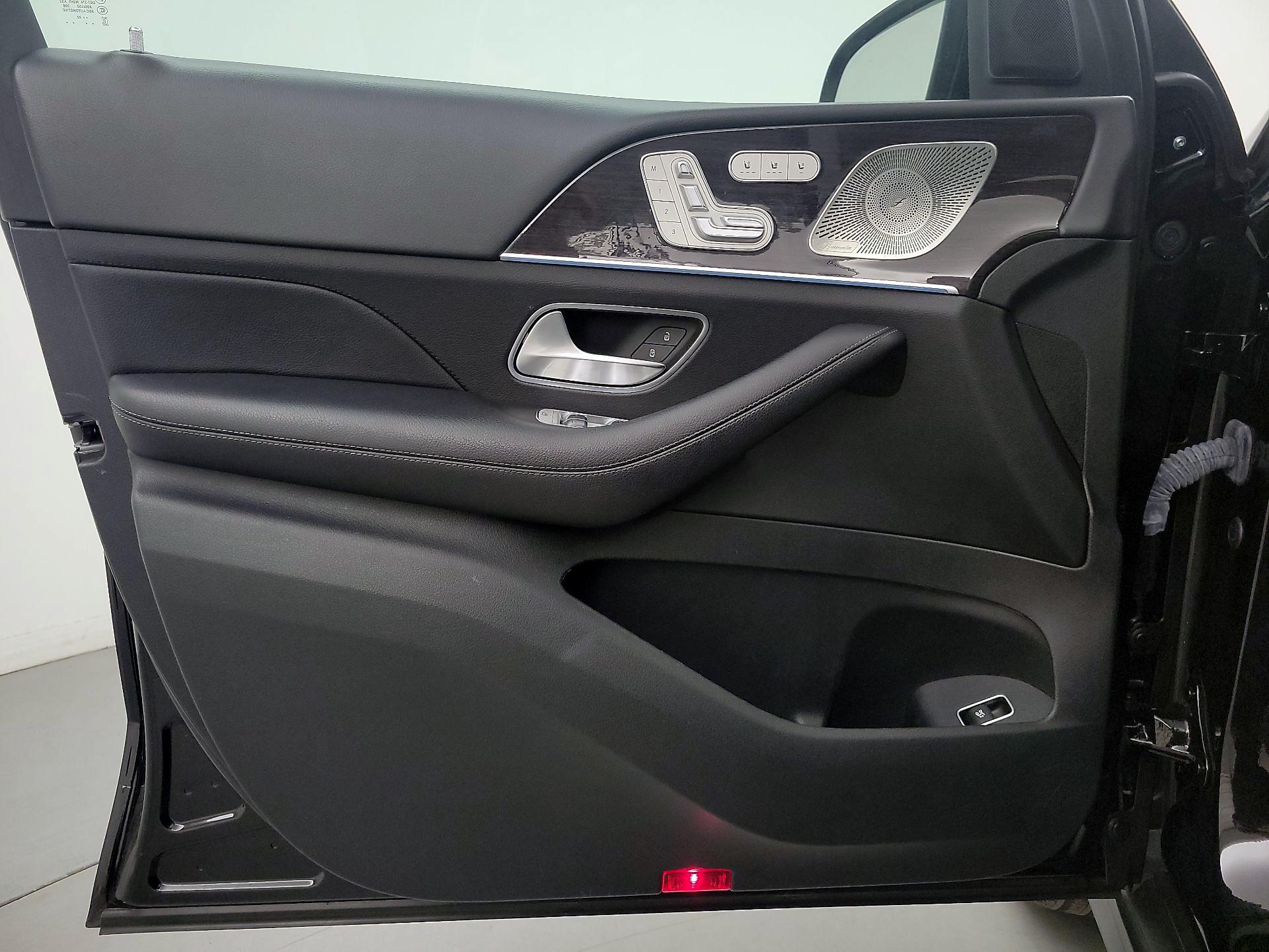 Thumbnail: 2022 Mercedes-Benz GLS - 12