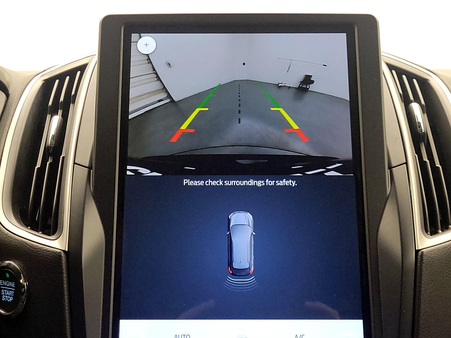 Thumbnail: 2022 Ford Edge - 14