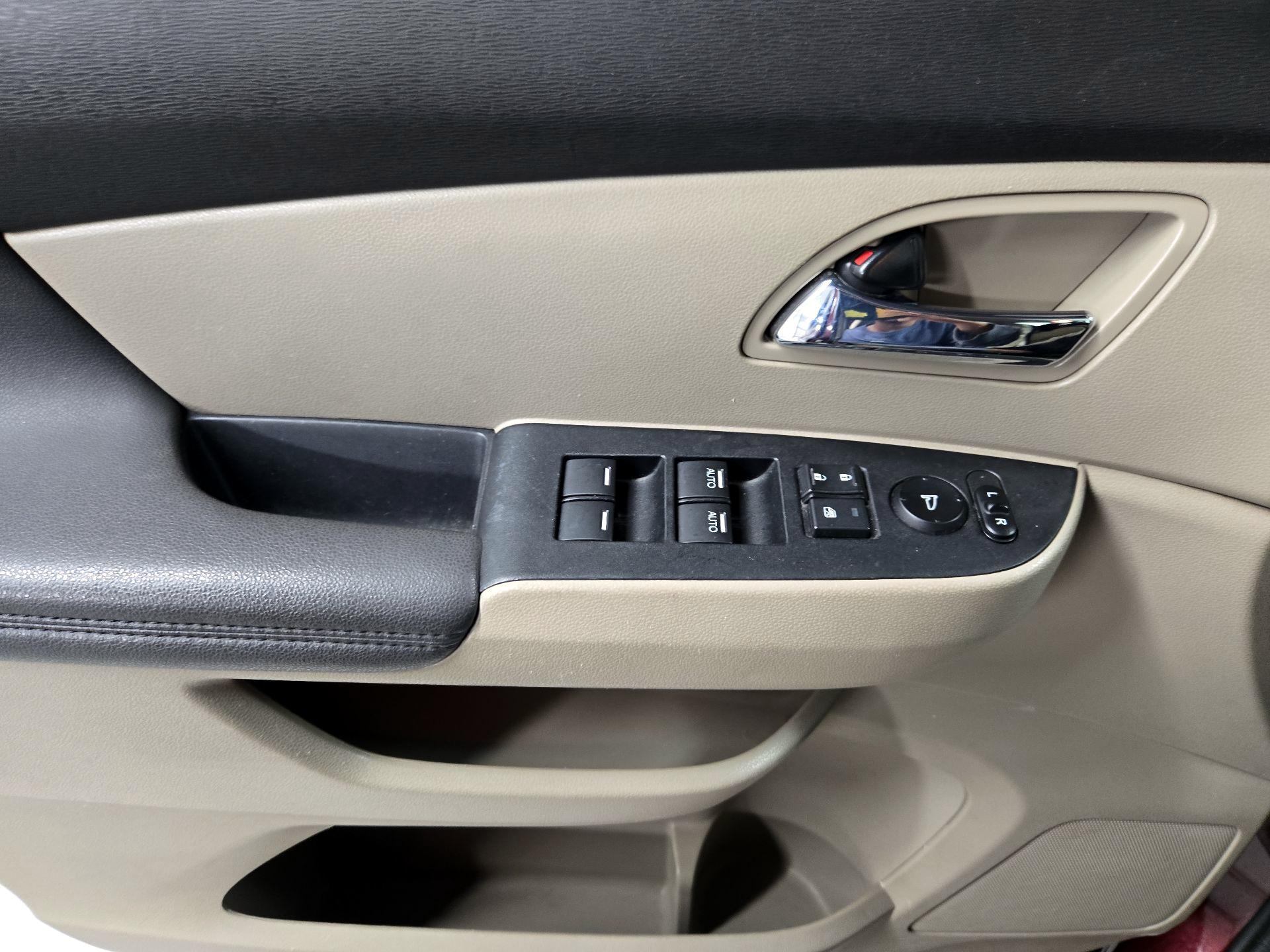 Thumbnail: 2016 Honda Odyssey - 12