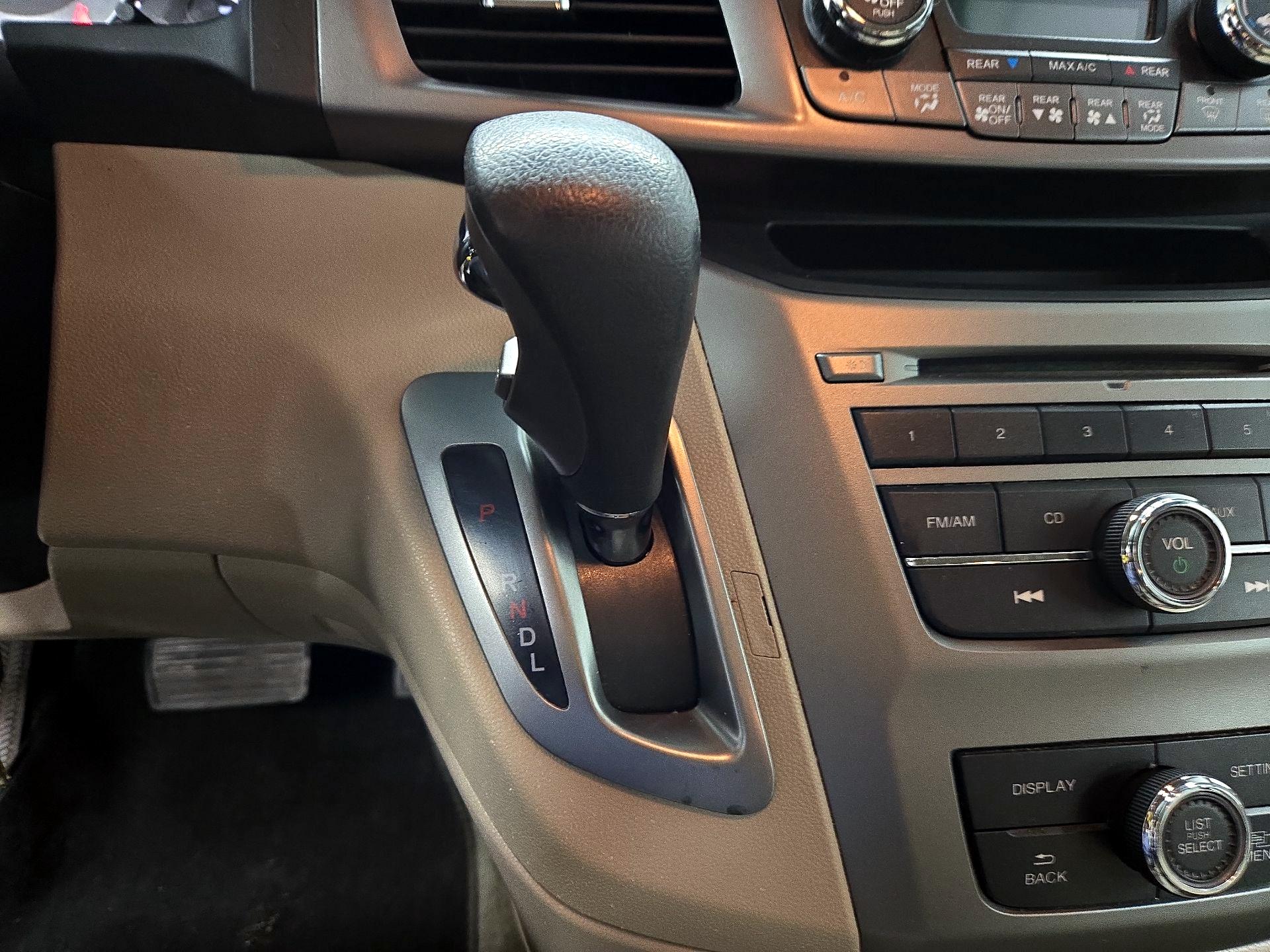 Thumbnail: 2016 Honda Odyssey - 17