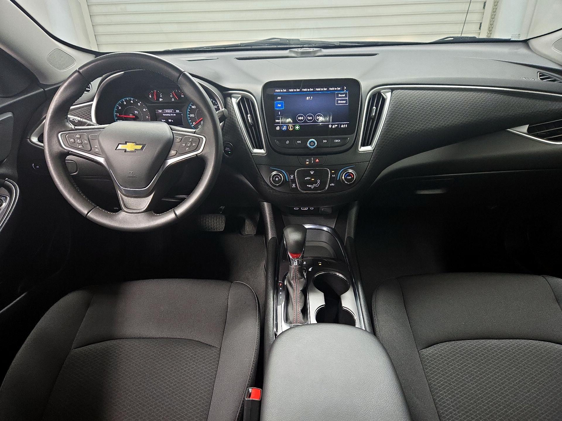 Thumbnail: 2022 Chevrolet Malibu - 9