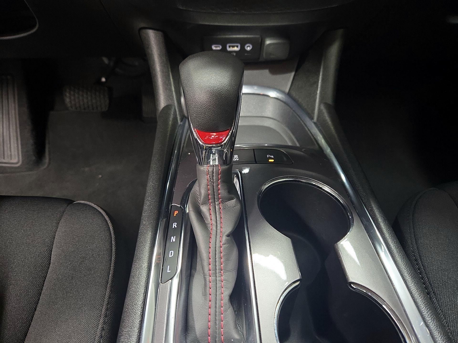 Thumbnail: 2022 Chevrolet Malibu - 17