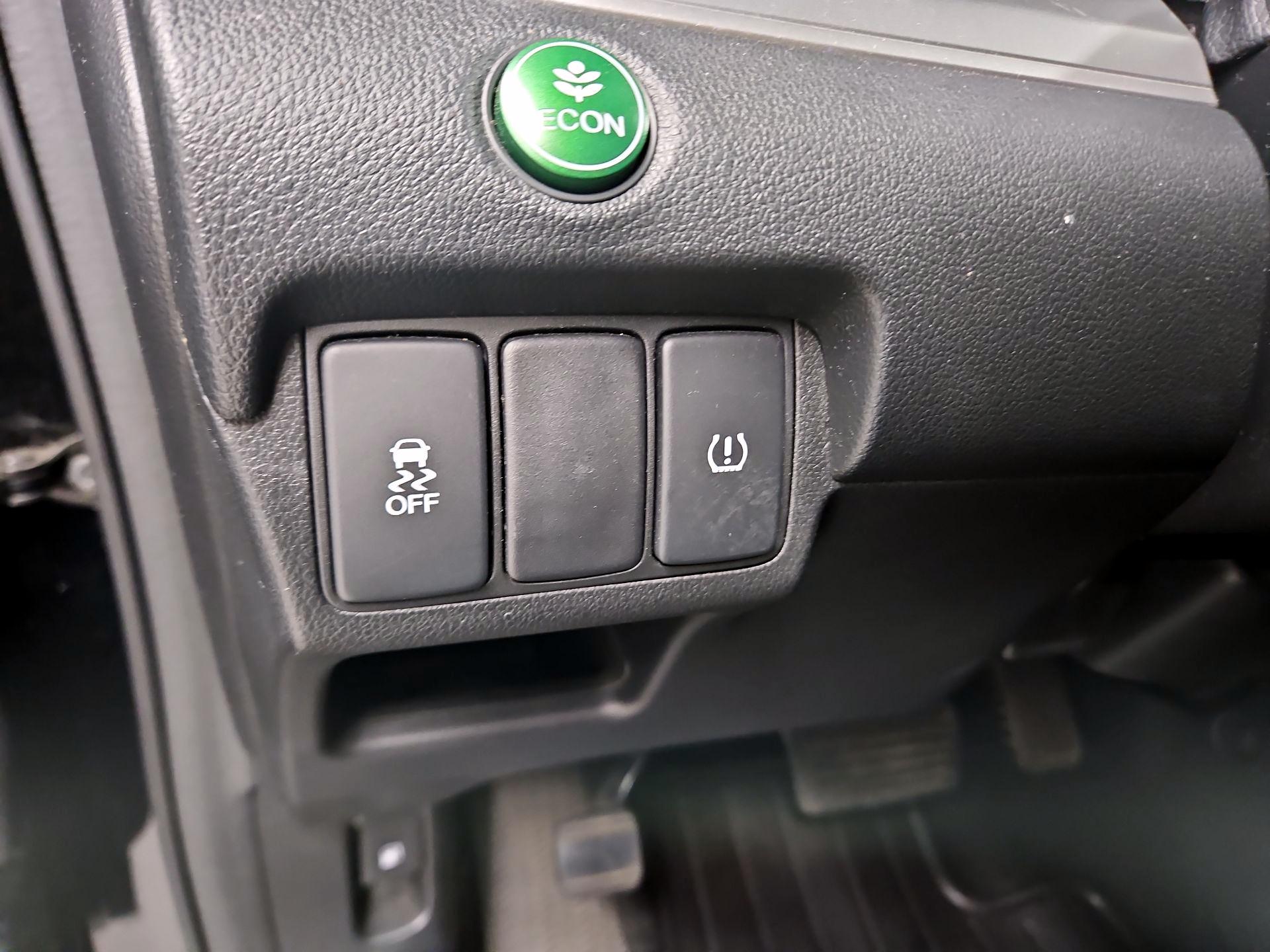 Thumbnail: 2016 Honda CR-V - 13