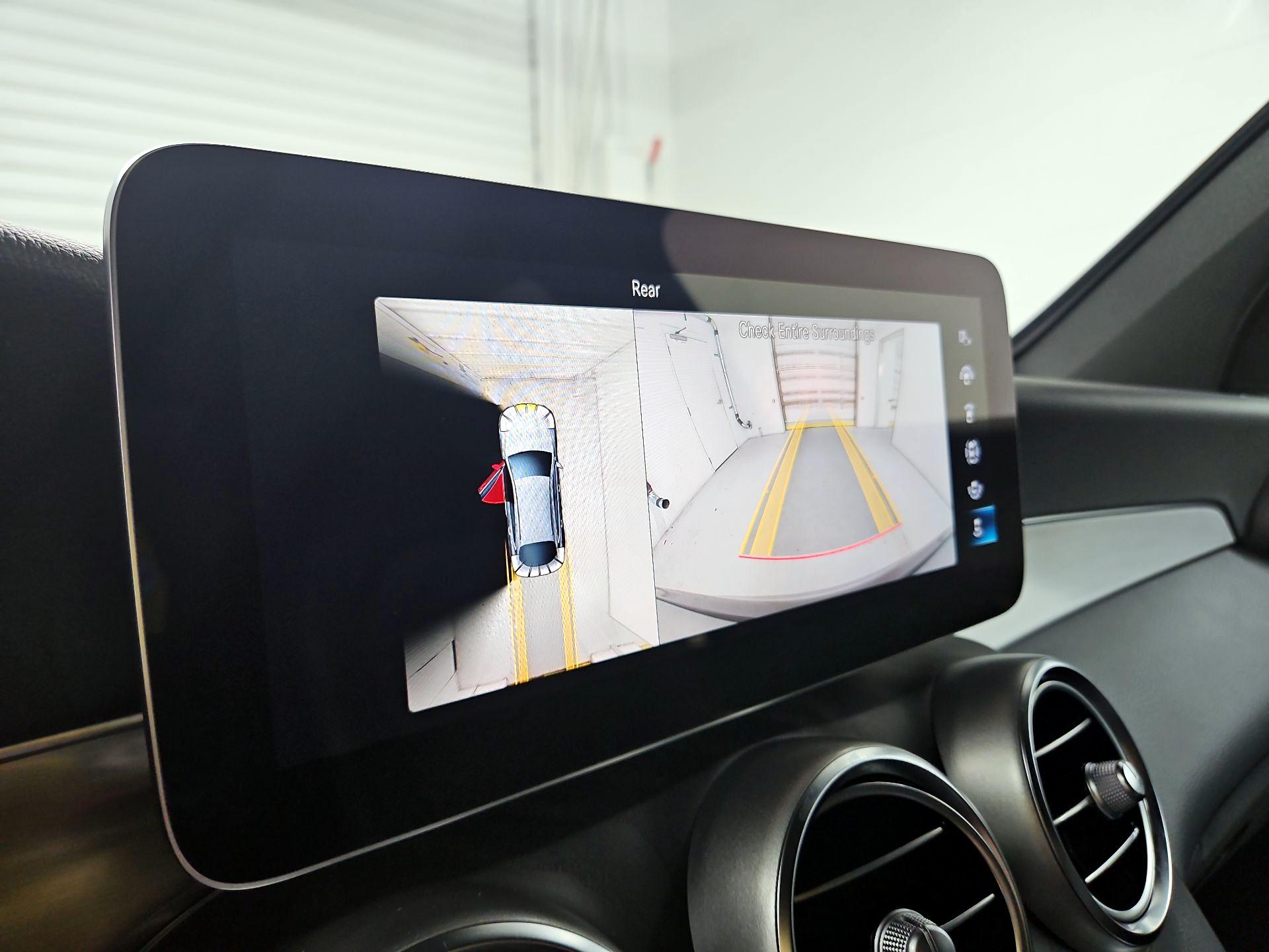 Thumbnail: 2021 Mercedes-Benz GLC - 14