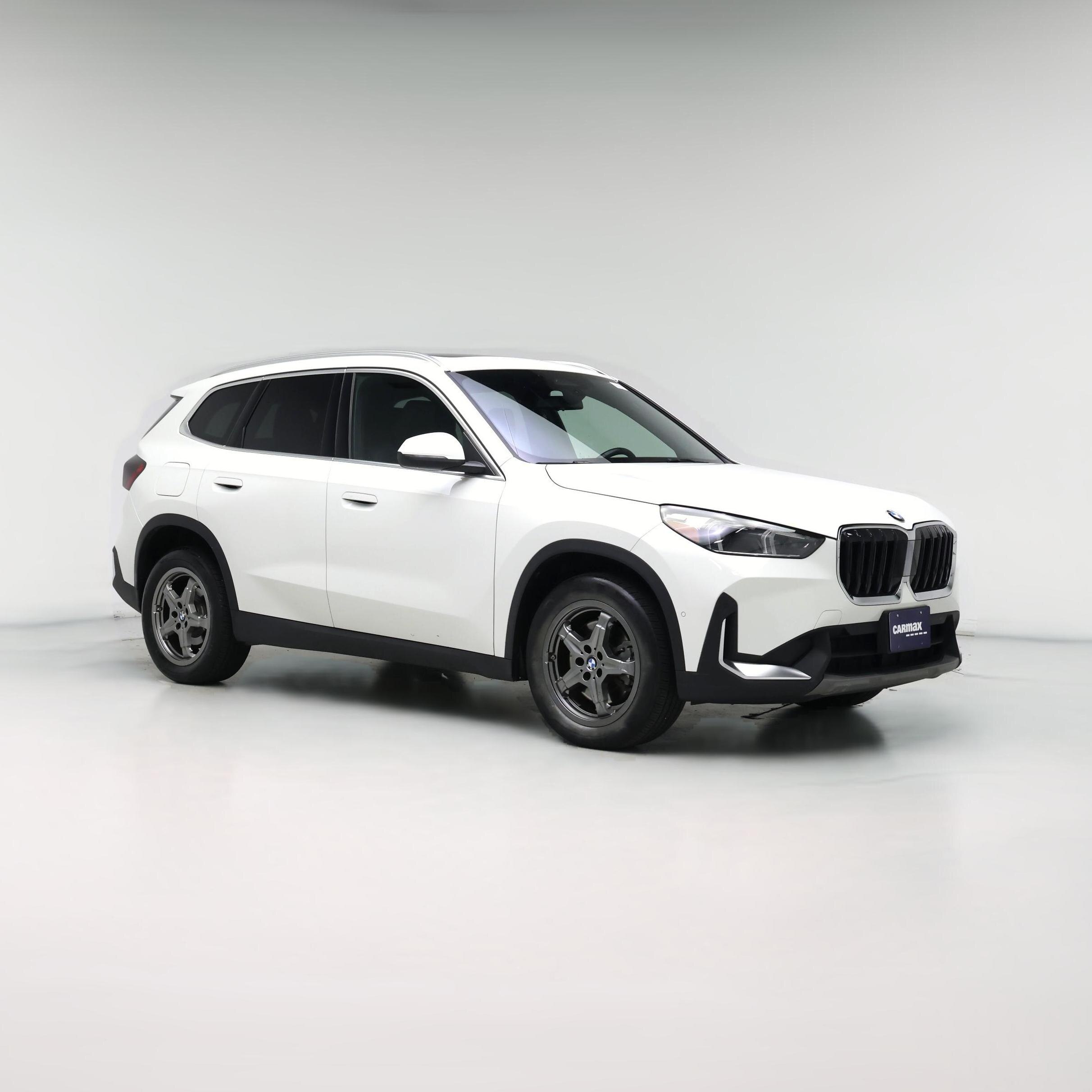 Thumbnail: 2023 BMW X1 - 1