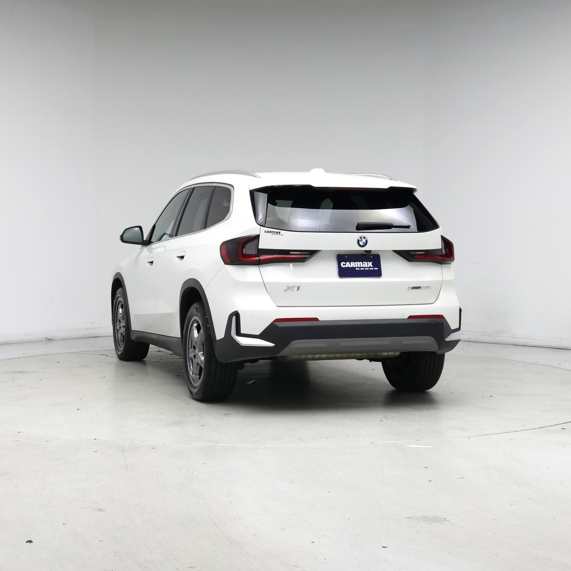 Thumbnail: 2023 BMW X1 - 6