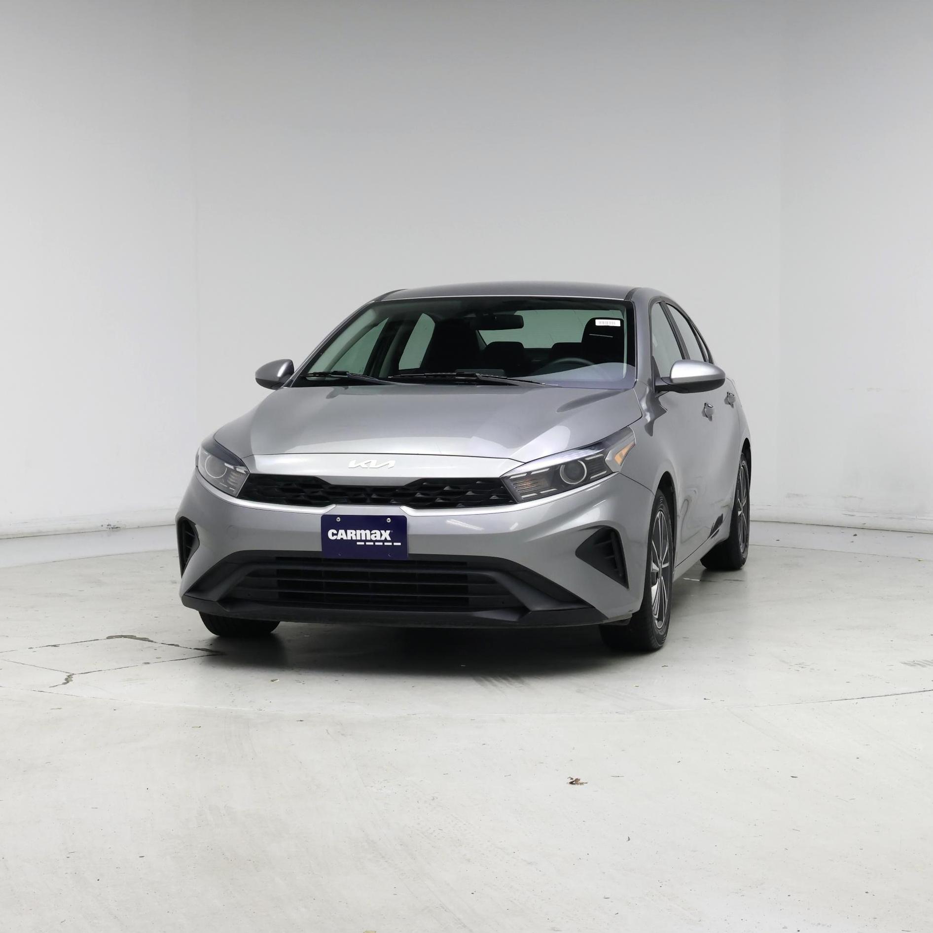 Thumbnail: 2022 Kia Forte - 4