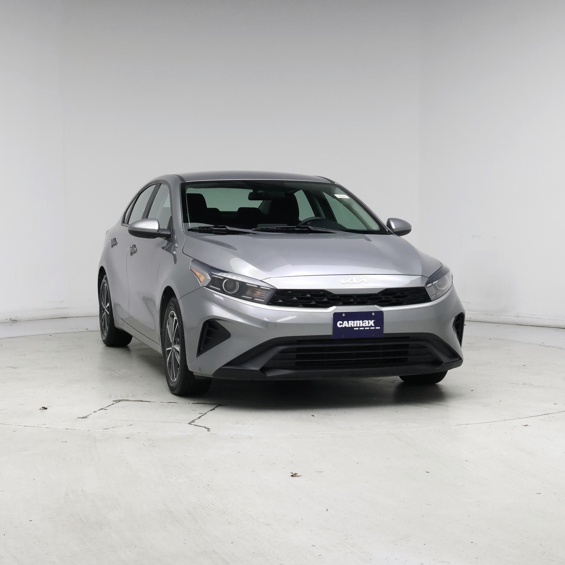 Thumbnail: 2022 Kia Forte - 5