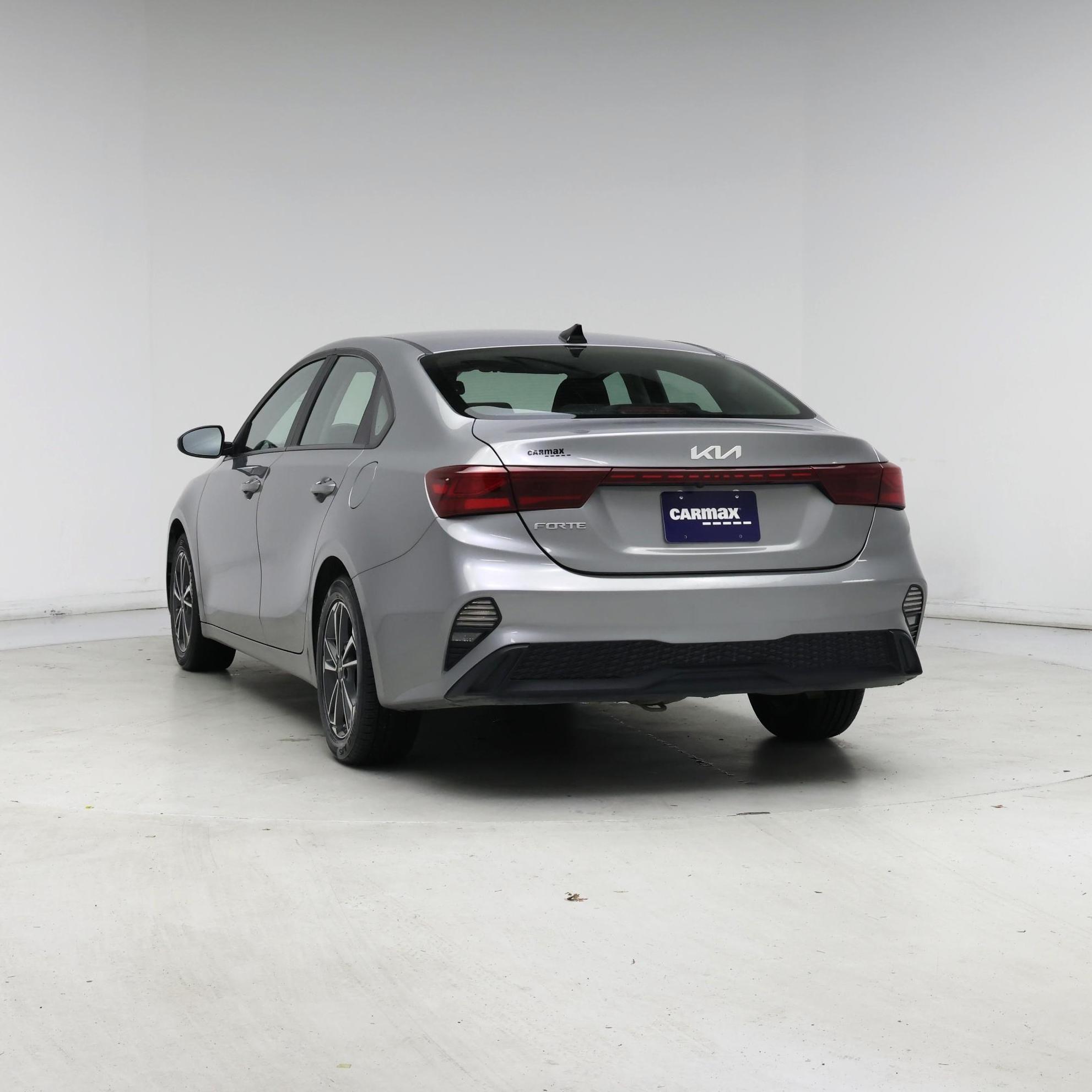 Thumbnail: 2022 Kia Forte - 6