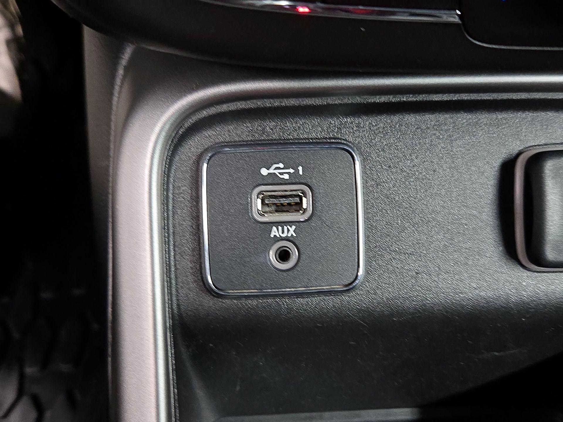 Thumbnail: 2020 Jeep Compass - 18